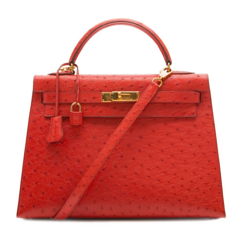 Hermès Vintage ​Rouge Vif 32cm Kelly in Ostrich Leather In Excellent Condition In London, GB