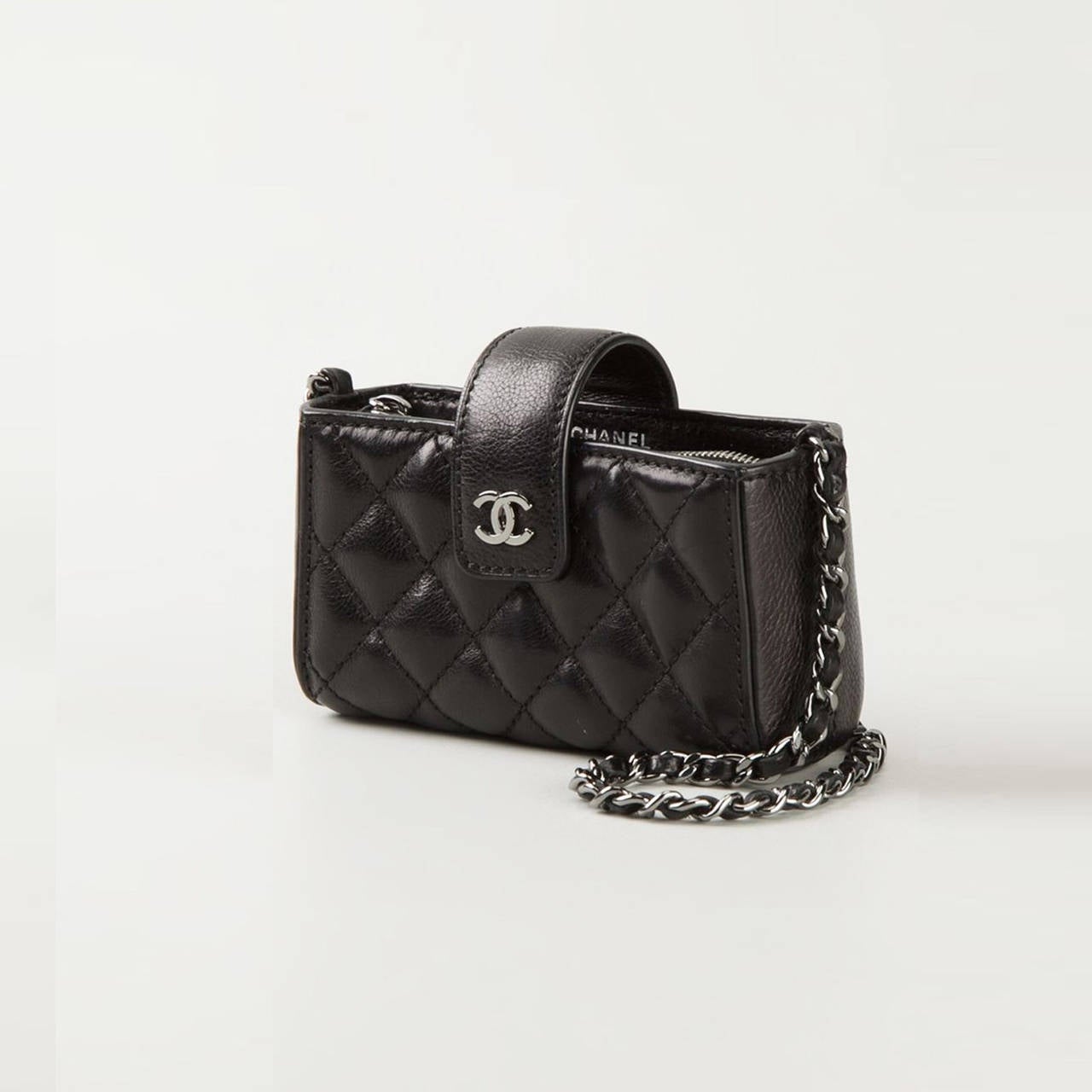 Vintage Chanel Small Quilted Clutch In Excellent Condition In London, GB