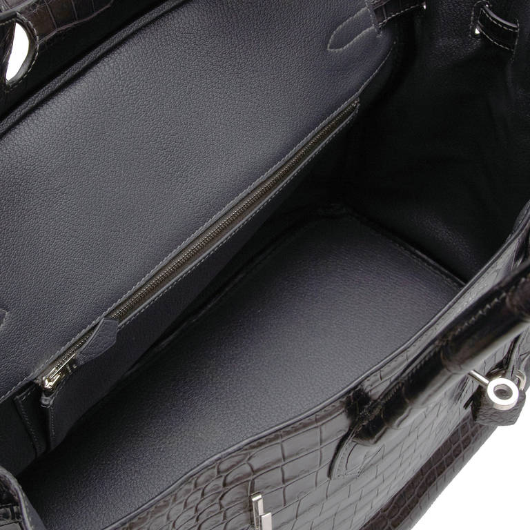 Hermès 35cm Crocodile Birkin Bag In Excellent Condition In London, GB