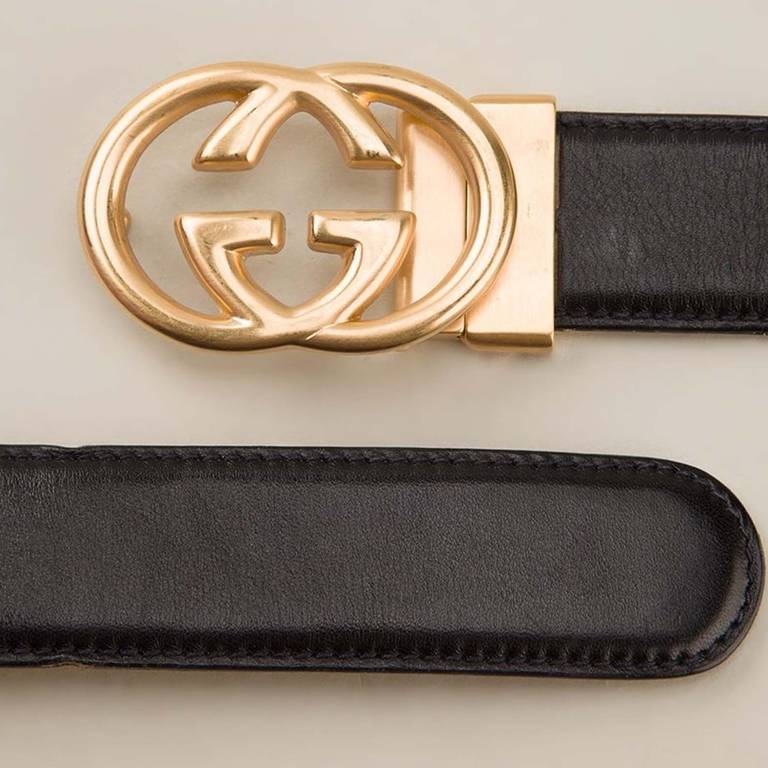 Gucci Vintage Buckled Belt. Black leather buckled belt from Gucci Vintage featuring a branded buckle. 

Material: Leather 

Measurements: width: 2.5 centimetres, minimum length: 72 centimetres, total length: 82 centimetres, 

Condition: