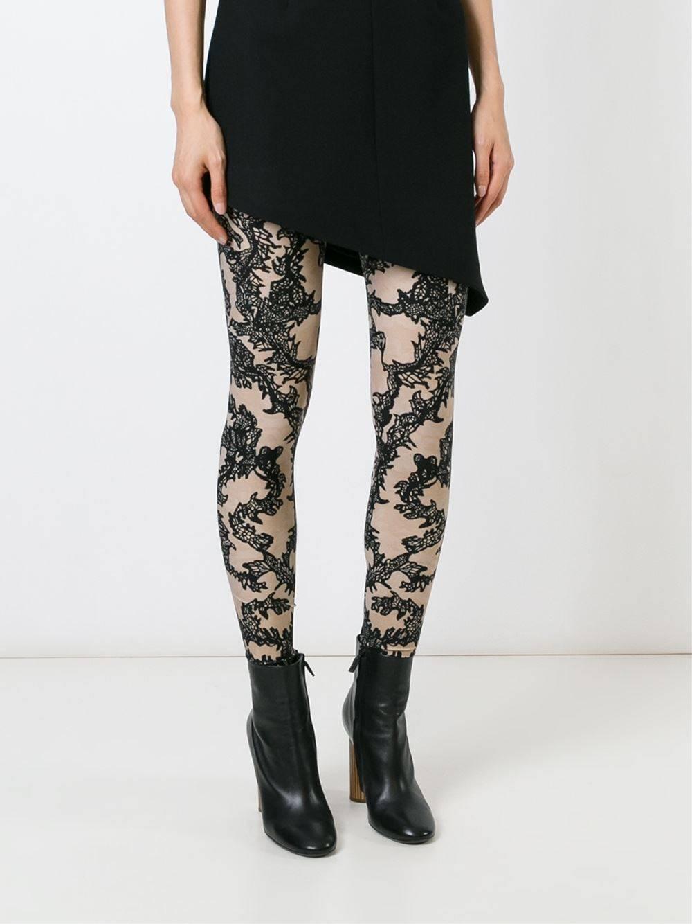 Mcq Alexander Mcqueen Lace Print Leggings In Excellent Condition In London, GB