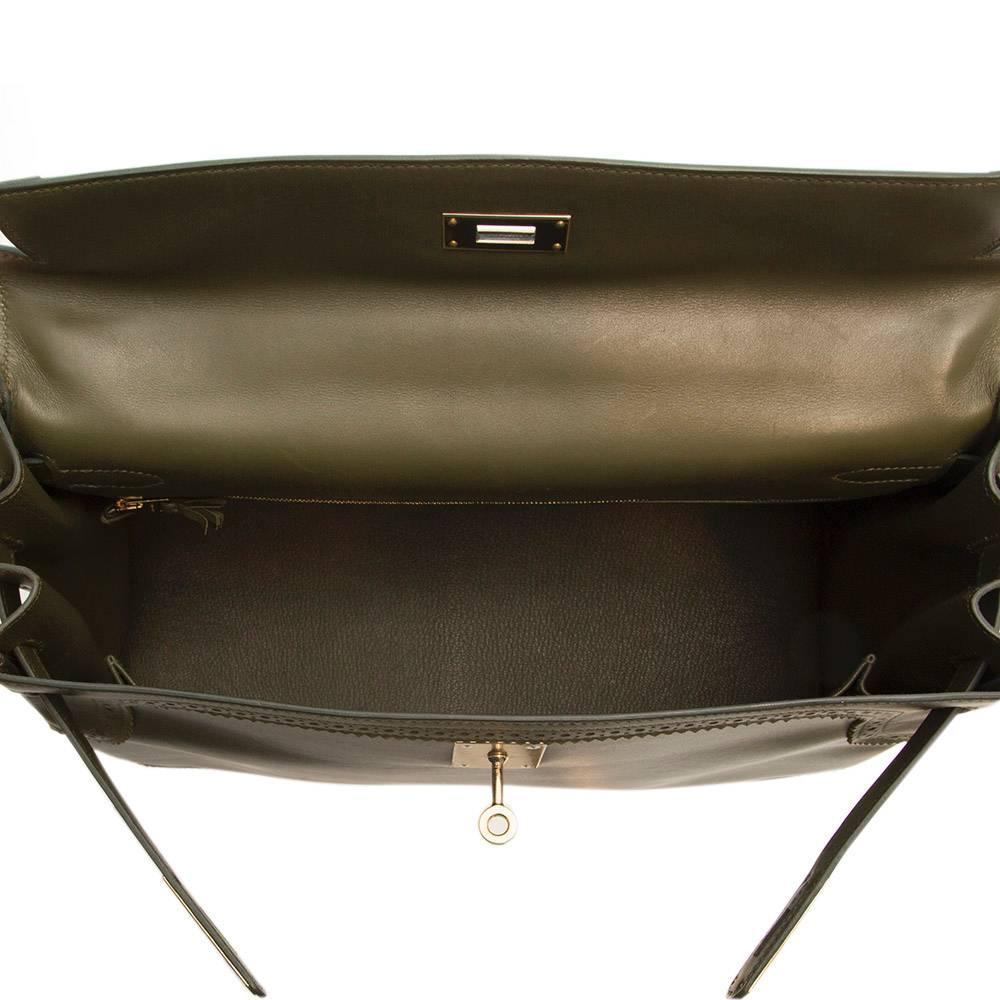 Hermes Green Kelly Ghillies 35cm For Sale at 1stdibs  