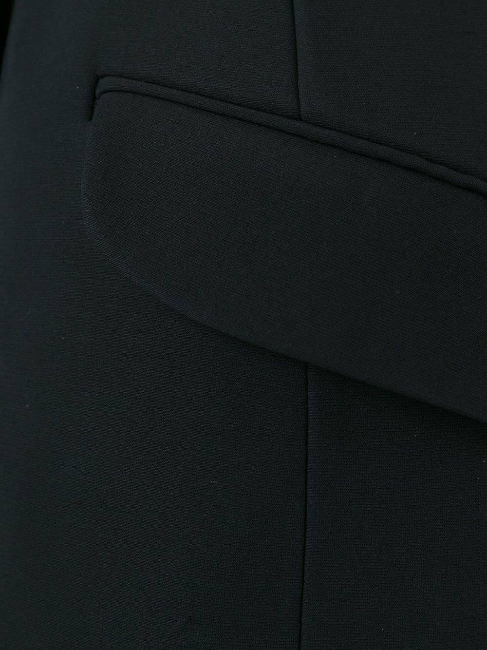 Black Christian Dior silk strapless tuxedo dress.

Colour: Black

Material: Silk 100%

Size: FR 42

Measurements: bust: 86 centimetres, waist: 74 centimetres, hips: 92 centimetres, length: 70 centimetres

Condition: 9 out of 10 / still has