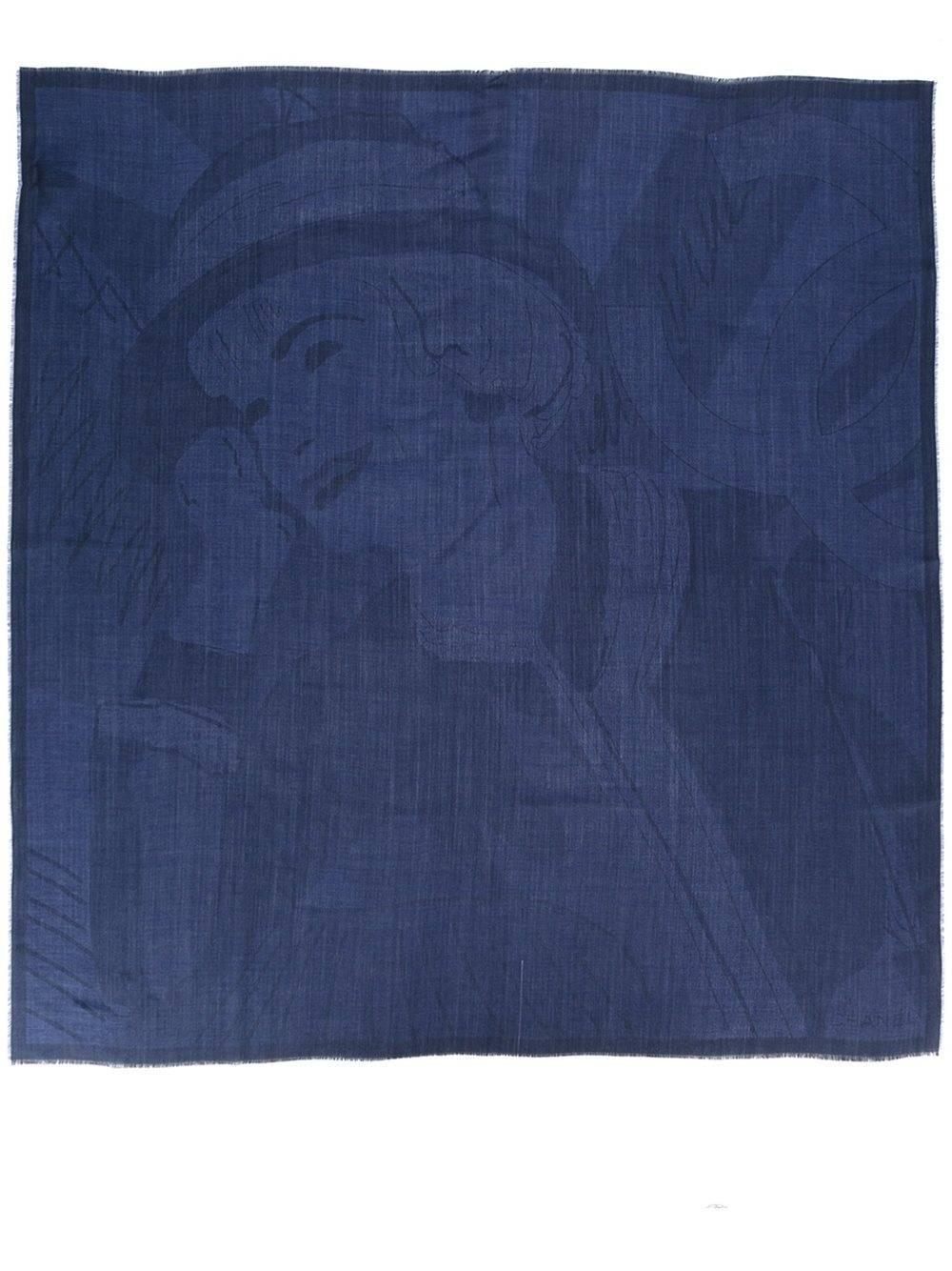 A never worn, vintage scarf from Chanel, spun from a blue silk-cashmere blend, and featuring a subtle pattern across its facade.

Colour: Navy

Materials: Silk 70%, cashmere 30%

Measurements: Length: 75cm, width: 75cm

Condition: 10/10 