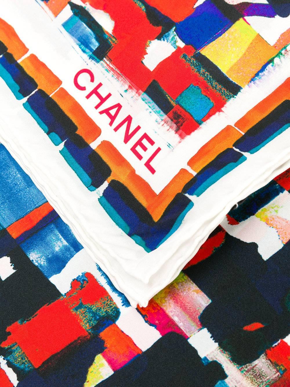 Crafted in France from pure silk this multicoloured Chanel scarf features a squares print and an elongated length with finished edges. 

Colour: Multi

Composition: 100% Silk

Size: 172cm x 44cm

Condition: 10/10