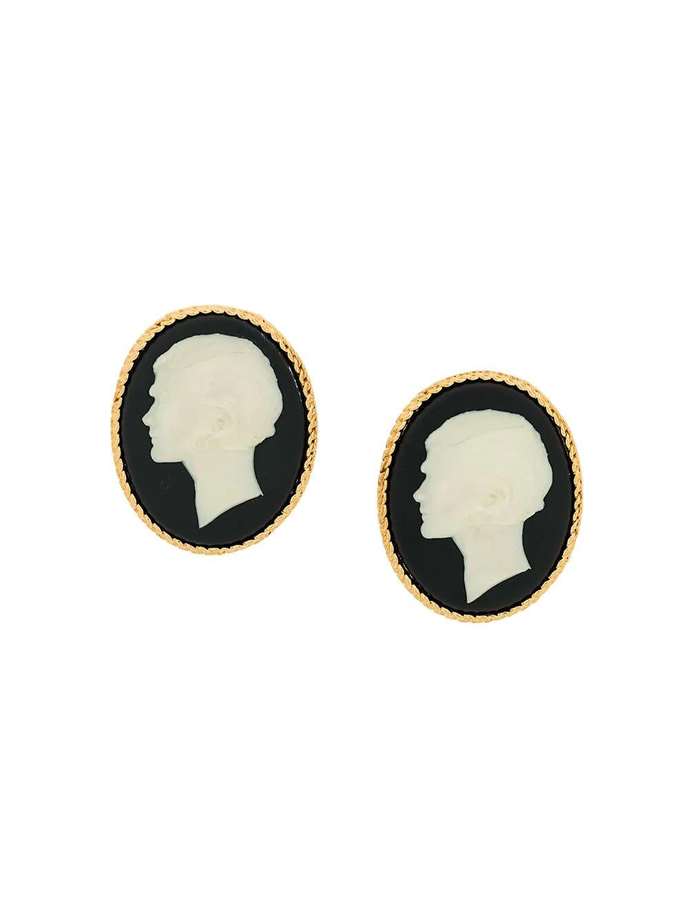 chanel vintage earrings