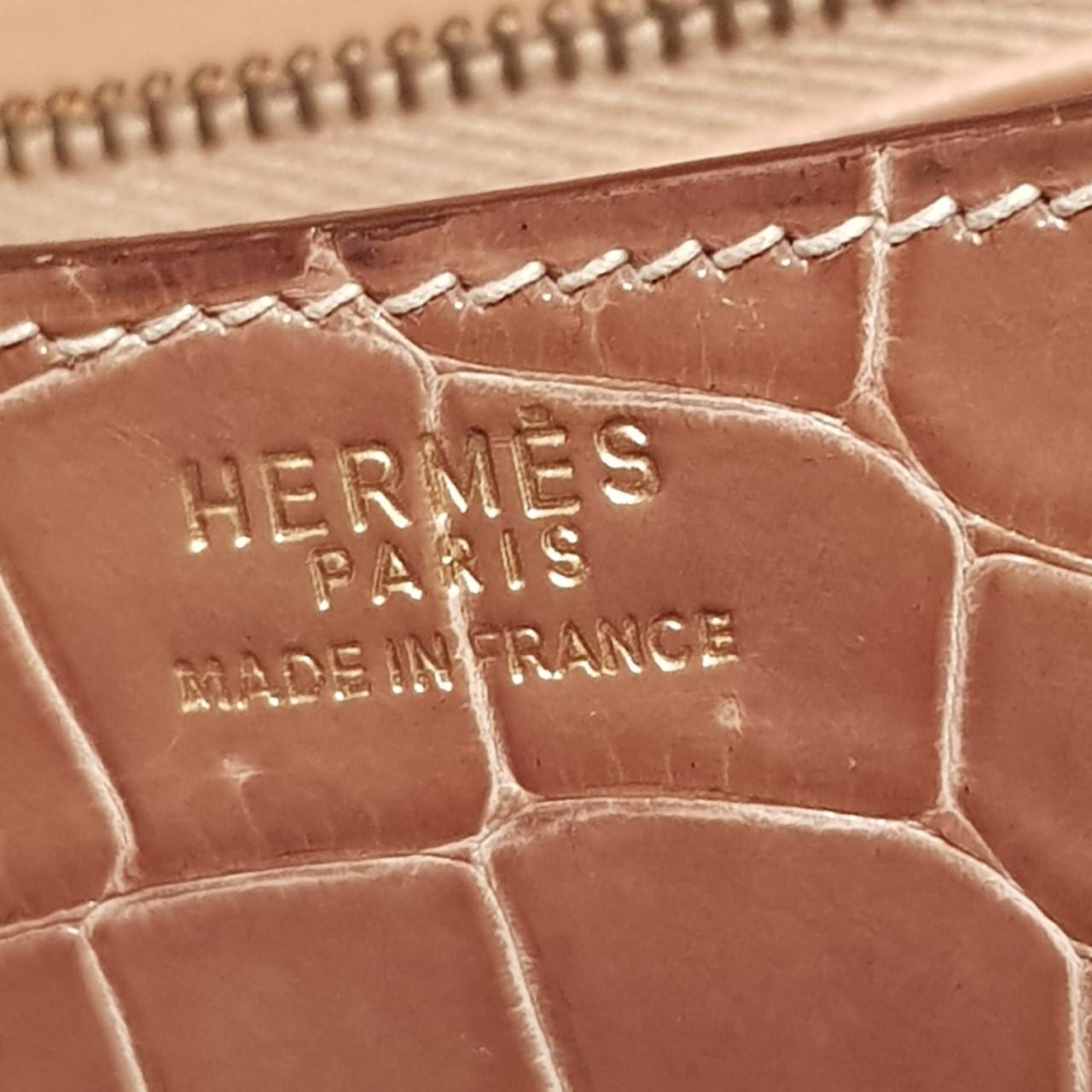 Hermès 23cm Poussiere Crocodile Constance Bag 2