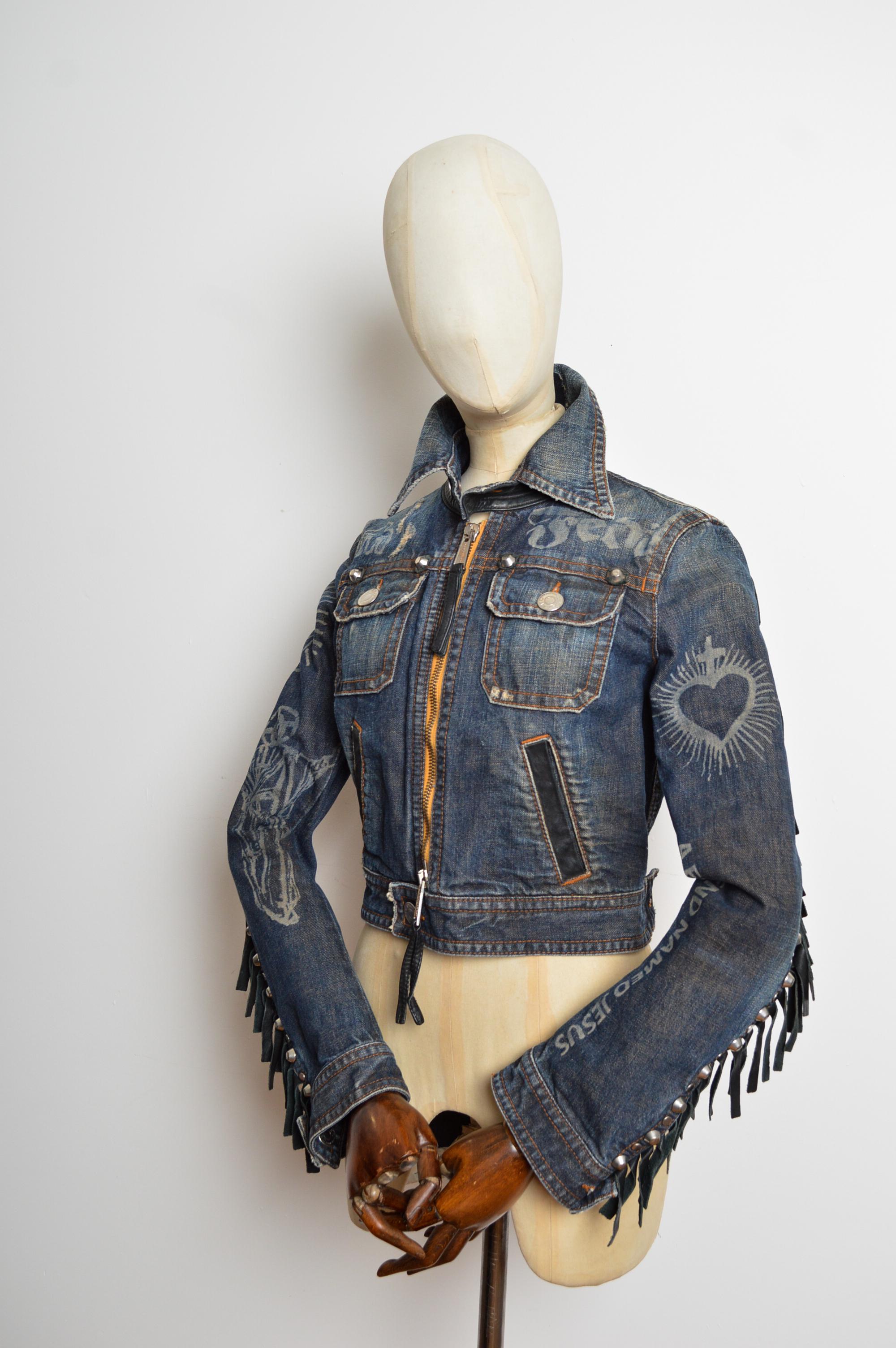 2005 Chaqueta Dsquared2 de cuero con flecos y denim angustiado occidental en venta 2