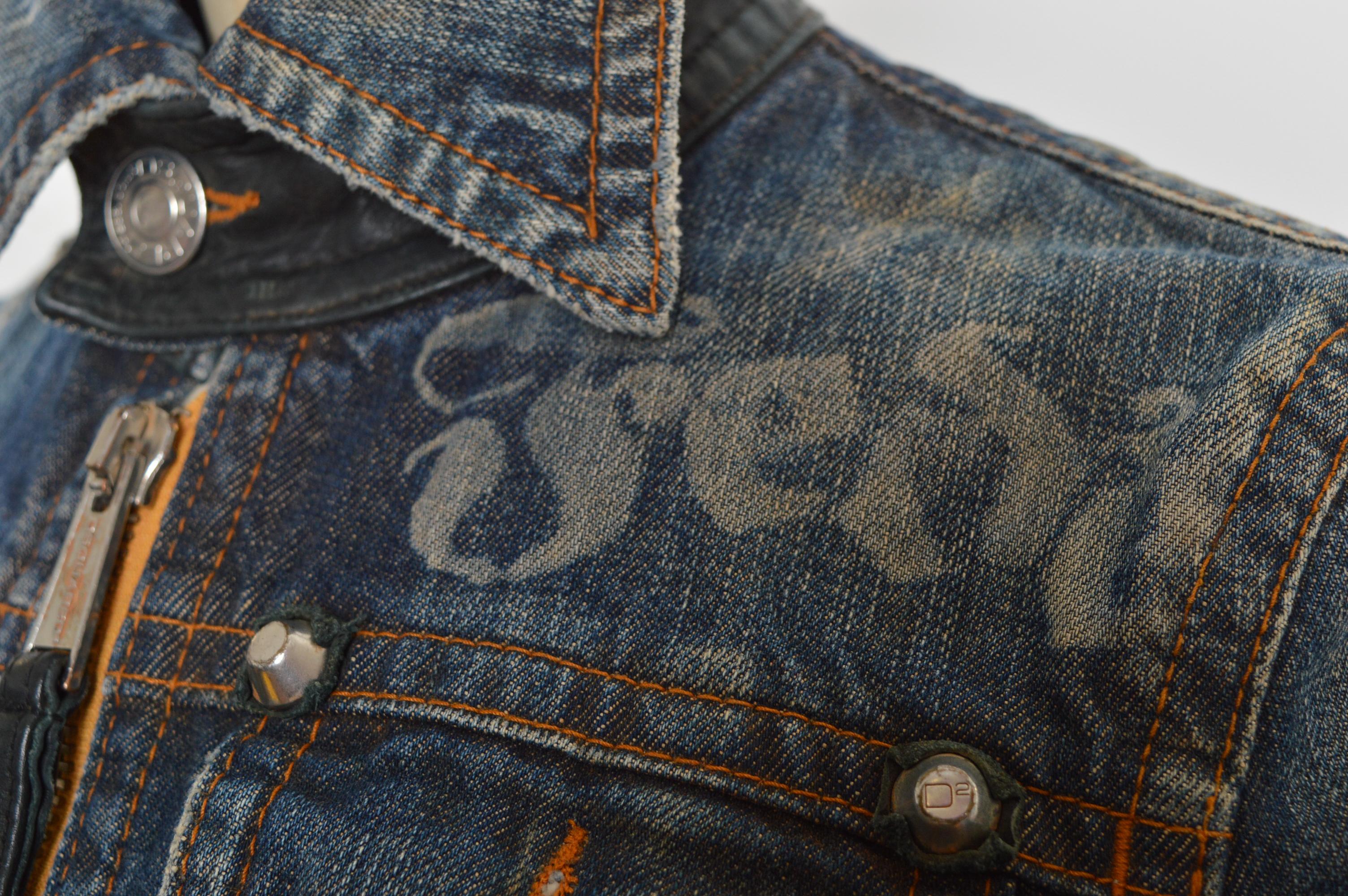 2005 Chaqueta Dsquared2 de cuero con flecos y denim angustiado occidental en venta 10