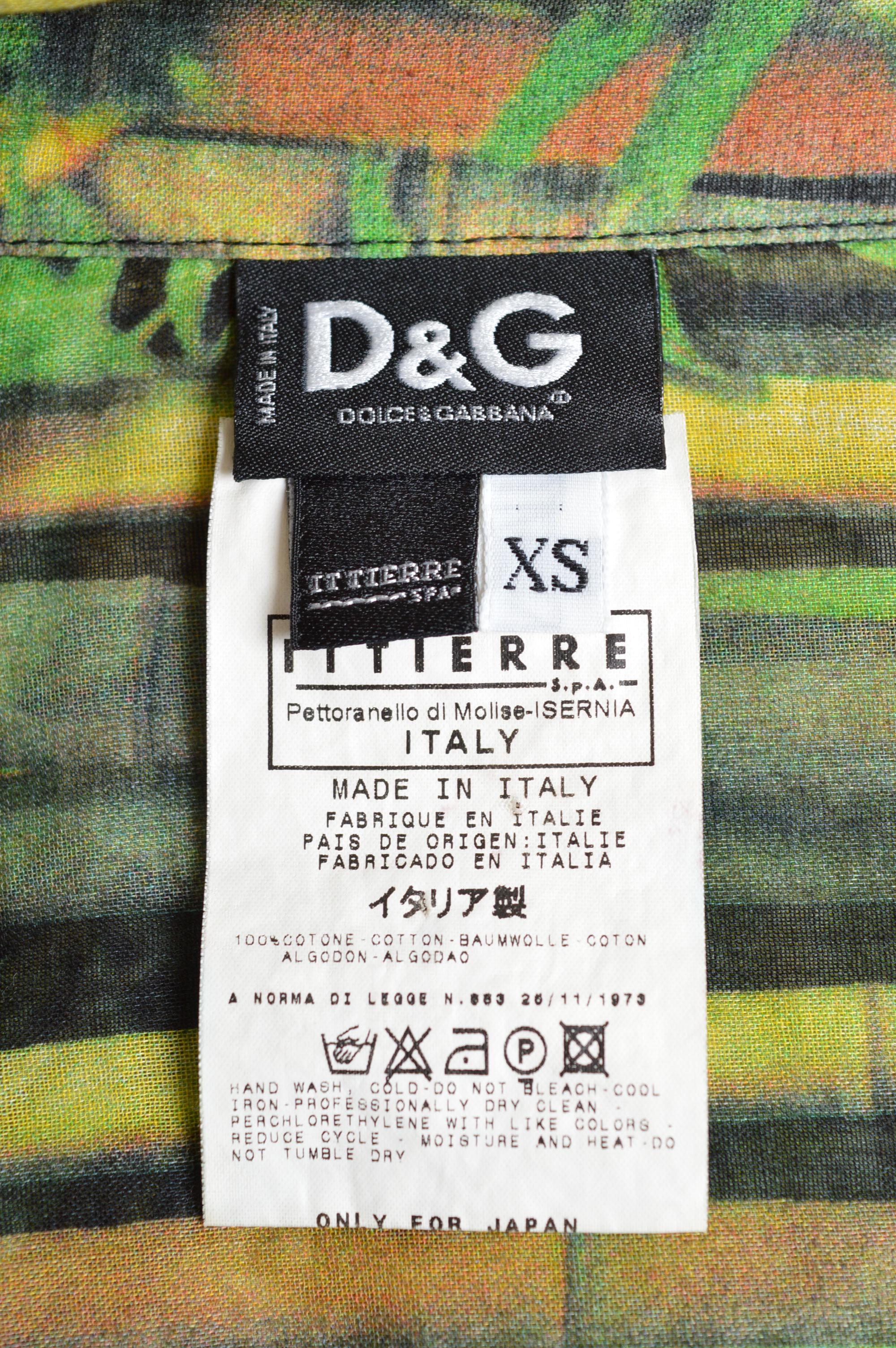 2000 Dolce & Gabbana Camisa de manga larga de algodón verde con estampado de bambú - Blusa en venta 4