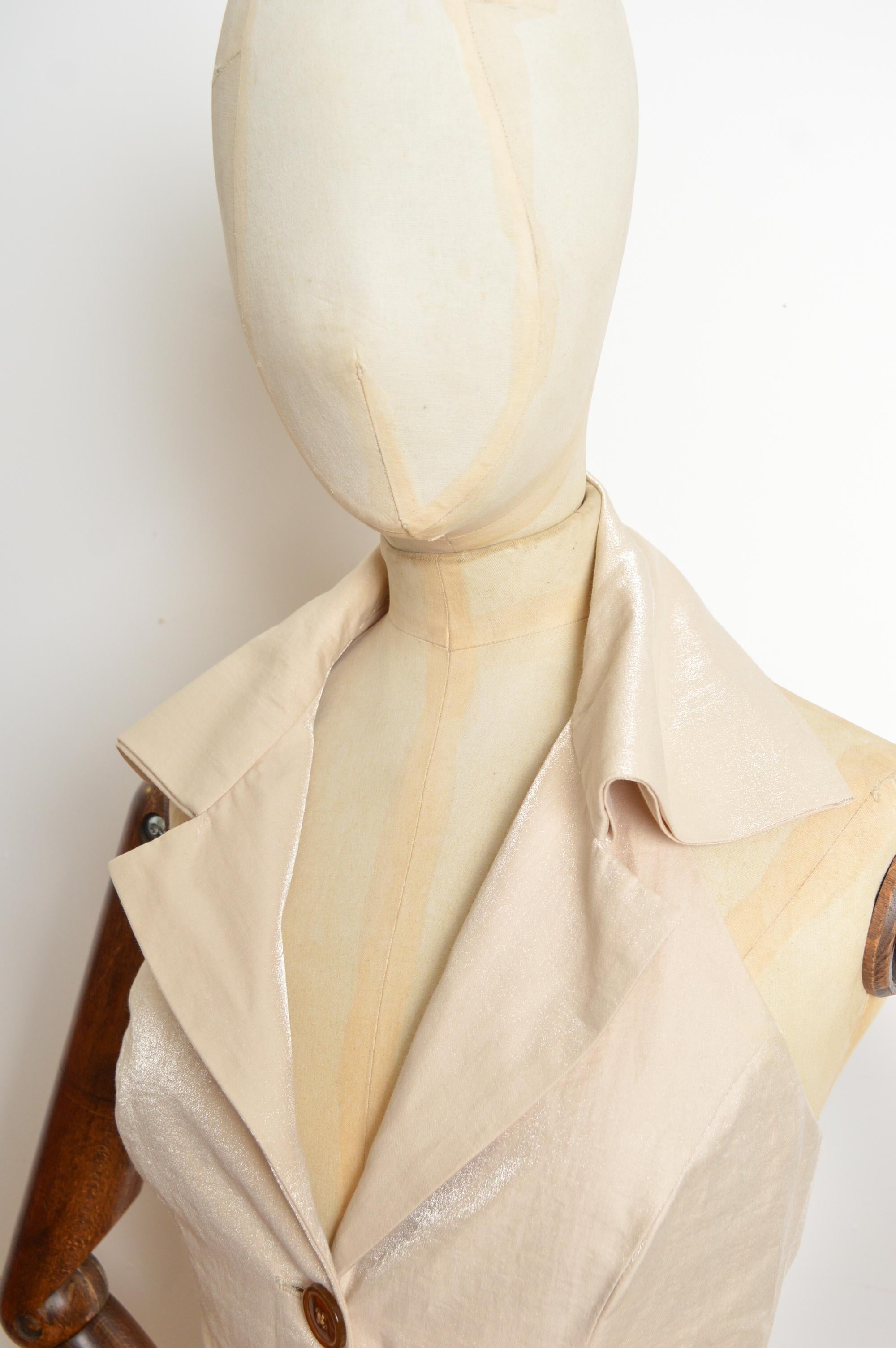Donna S.S. 2004 Vivienne Westwood Gilet e Gonna a matita in bianco e champagne in vendita
