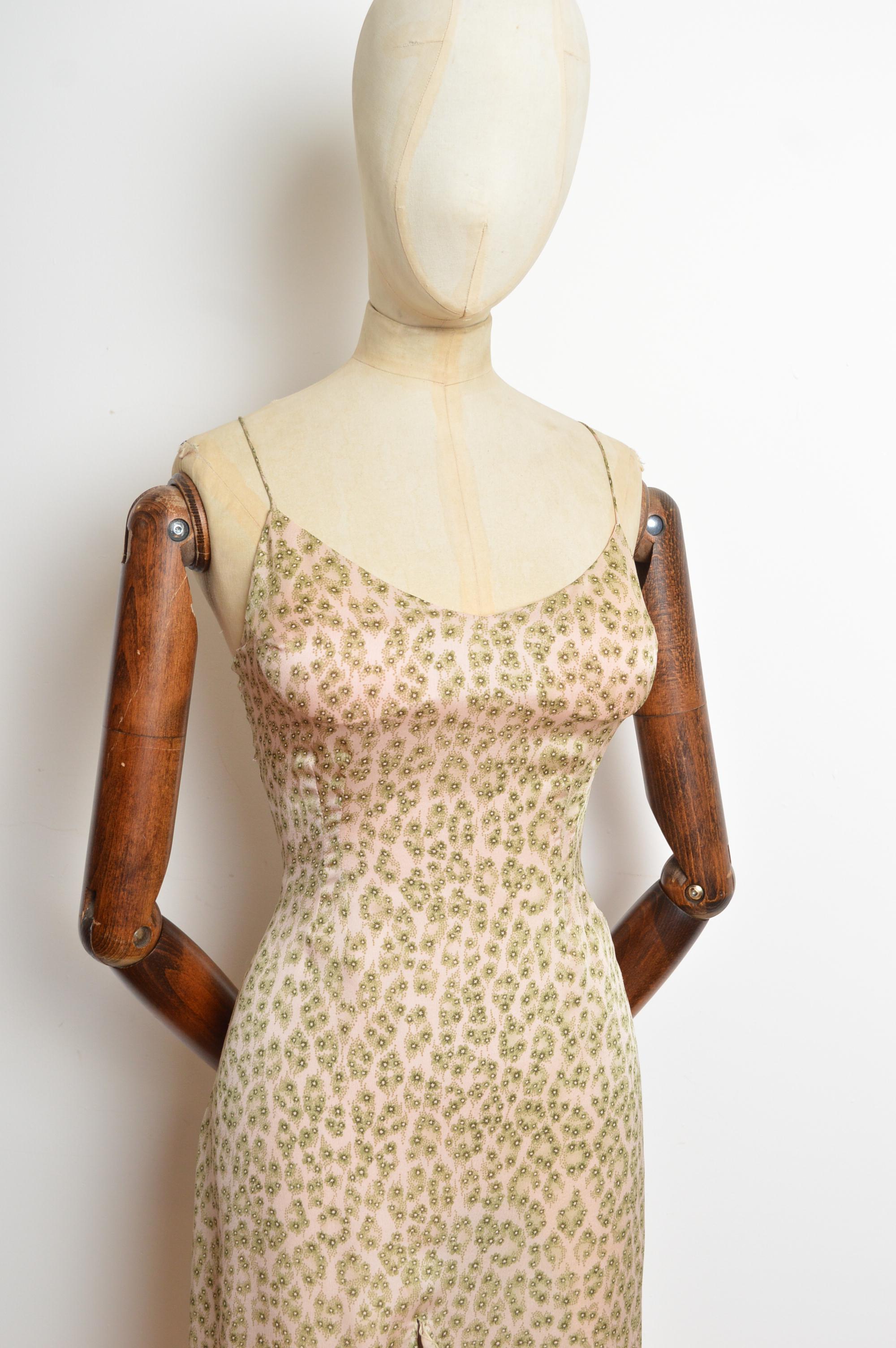 Beige 1990 - CHLOÉ by Stella McCartney - Robe à volants en soie à fleurs et imprimé léopard en vente