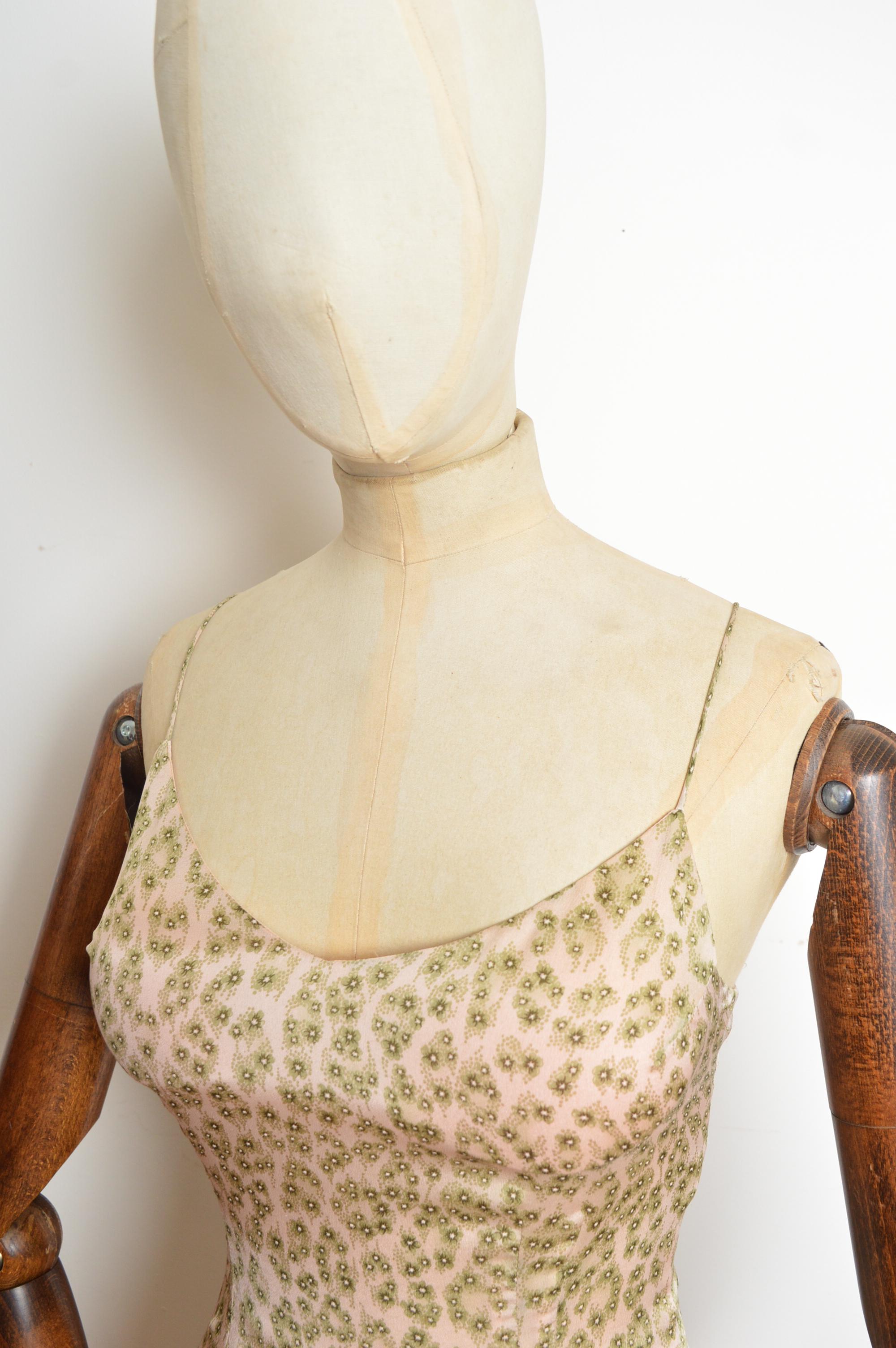 1990 - CHLOÉ by Stella McCartney - Robe à volants en soie à fleurs et imprimé léopard en vente 5