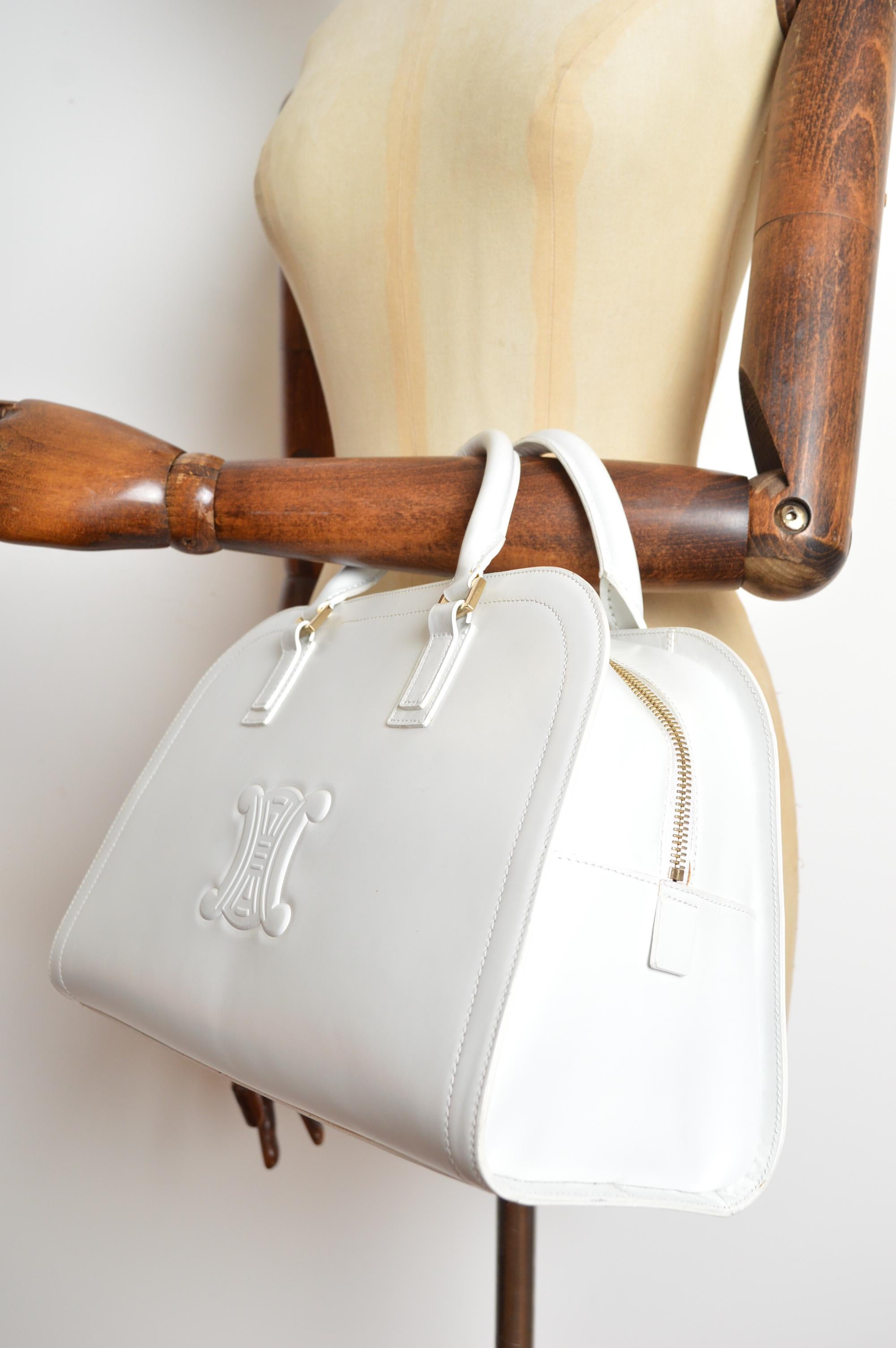 CÉLINE by Michael Kors Triomphe Weiße Tasche mit großem Henkel aus Leder / Handtasche für Damen oder Herren im Angebot