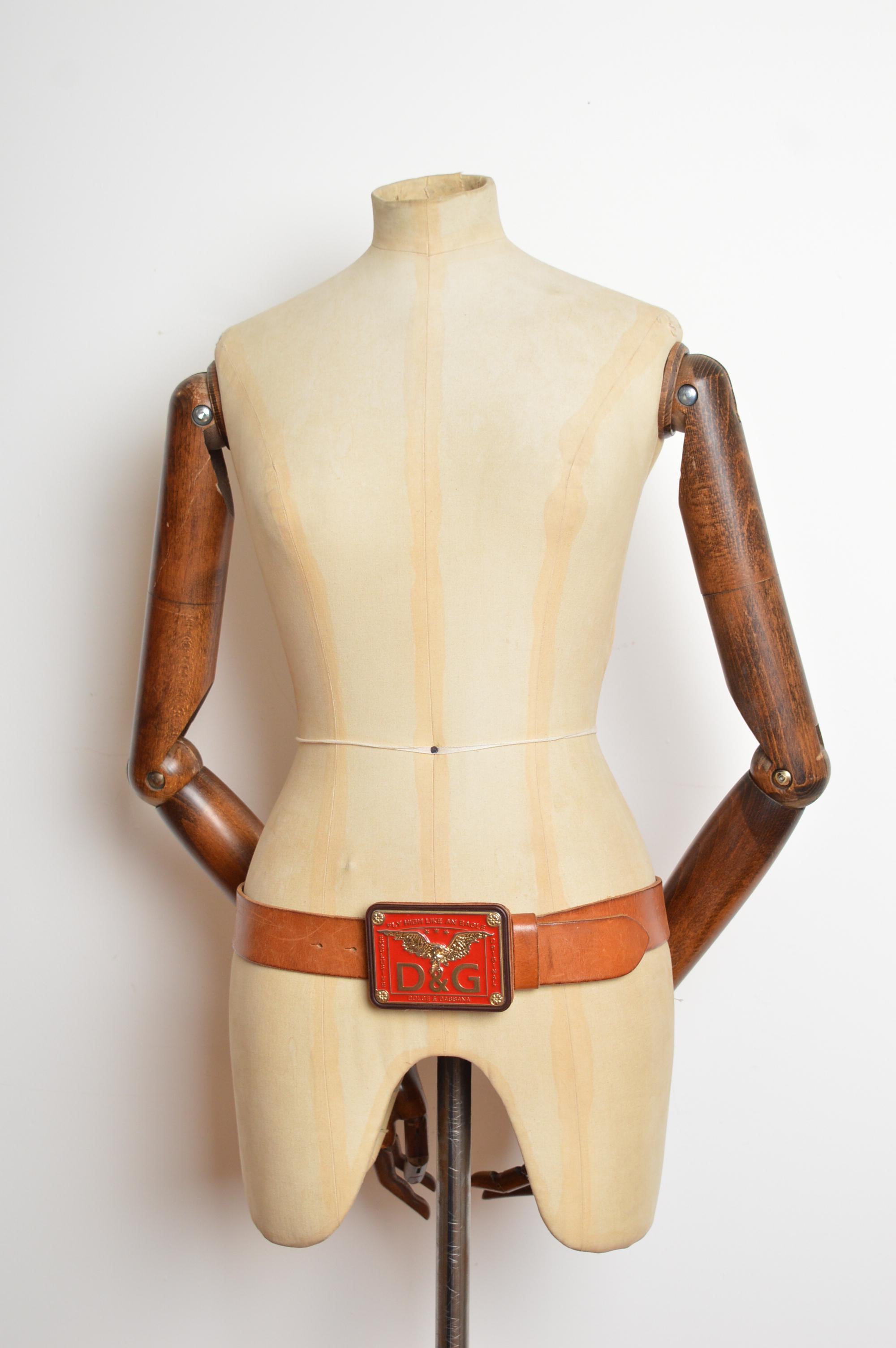 Cintura trucker anni 2000 DOLCE & GABBANA stile western in pelle e smalto rosso in vendita 6