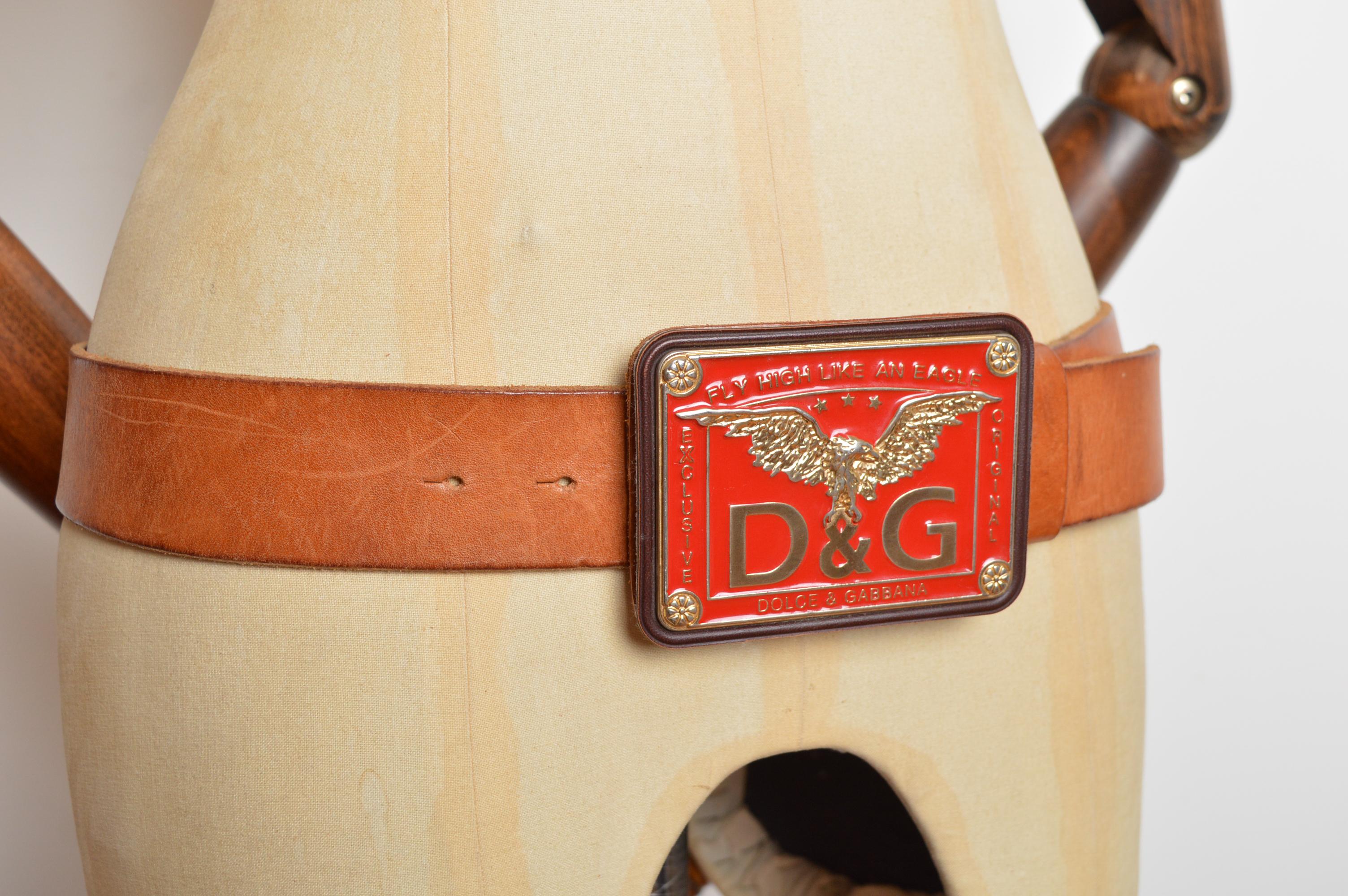 Cintura trucker anni 2000 DOLCE & GABBANA stile western in pelle e smalto rosso in vendita 3