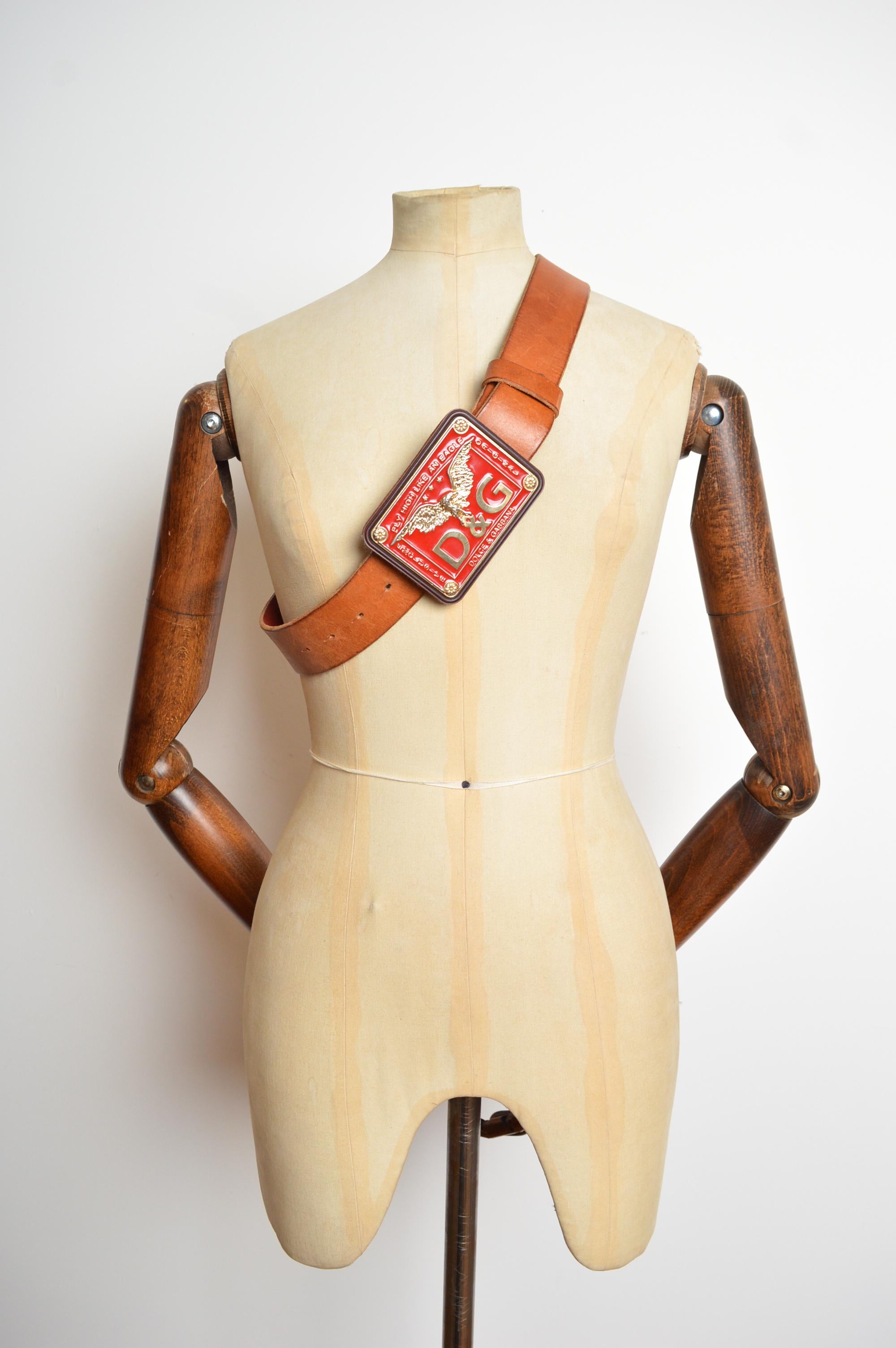 Cintura trucker anni 2000 DOLCE & GABBANA stile western in pelle e smalto rosso in vendita 9