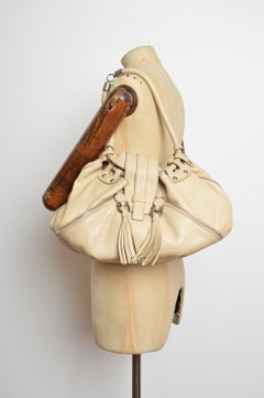 Borsa a tracolla Hobo in pelle beige crema vintage di Salvatore Ferragamo