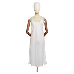 Robe nuisette en coton blanc « Simple » de Loro Piana