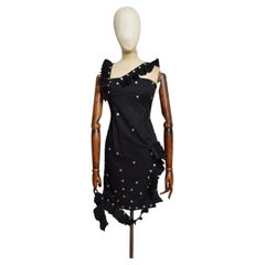 Moschino Cheap & Chic Avant Garde – Schwarzes Multifunktionskleid mit Nietenverzierung aus den 2000er Jahren