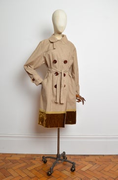 LOUIS VUITTON by Marc Jacobs Waxed Linen Silk Biege Belted Trench / Rain Coat