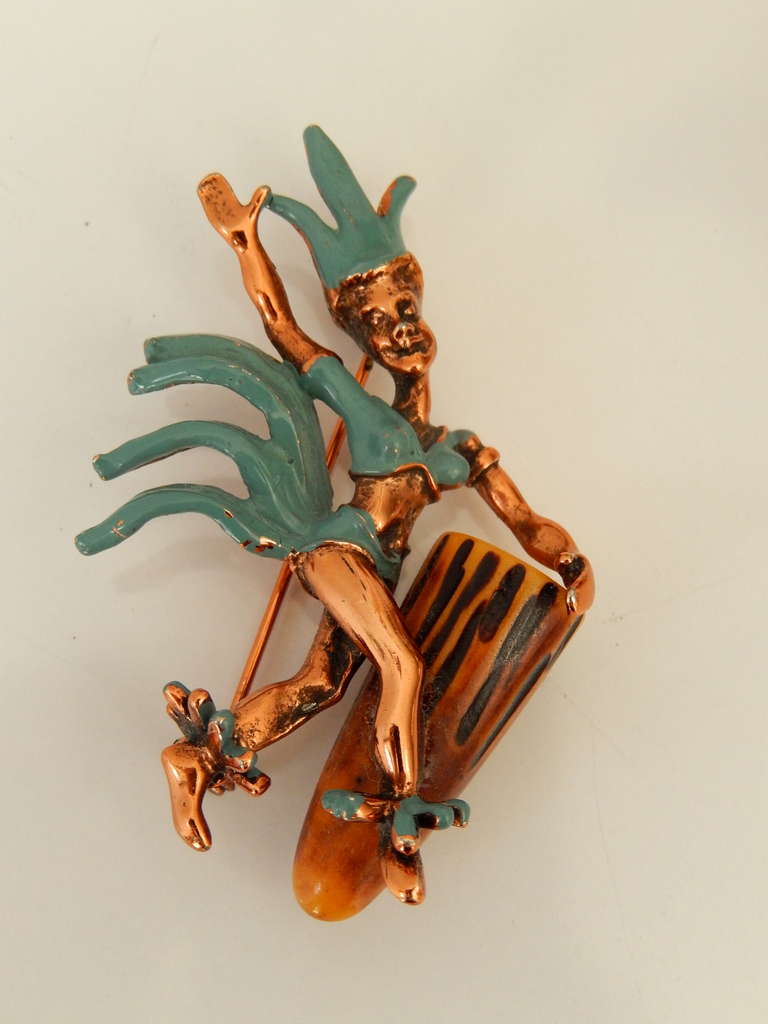 Mid-Century Carnival Bongo Players Brooch Set In Good Condition In Winnetka, IL