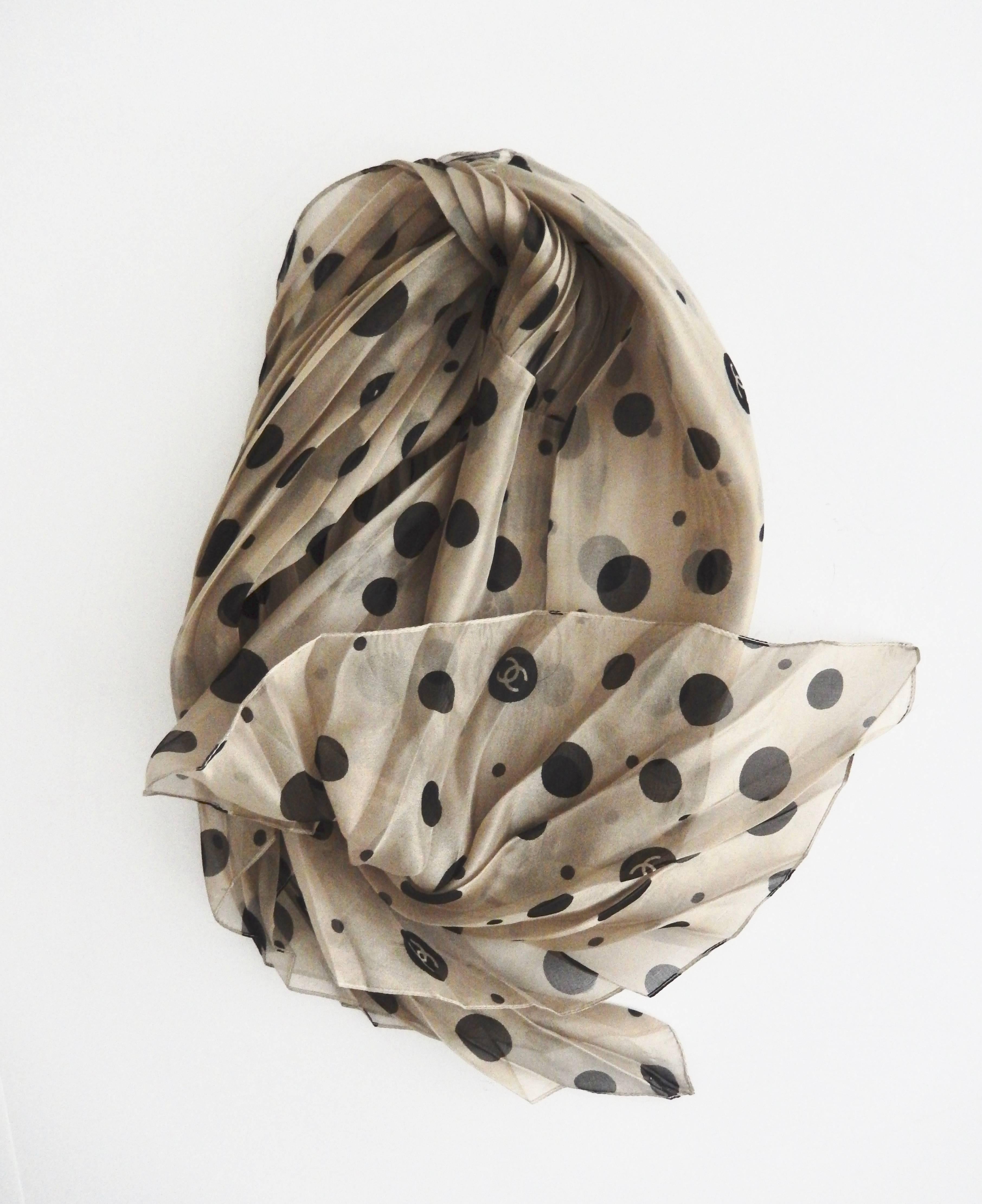 Mid-Century Chanel Polka Dot Pleated Silk Scarf  For Sale 1