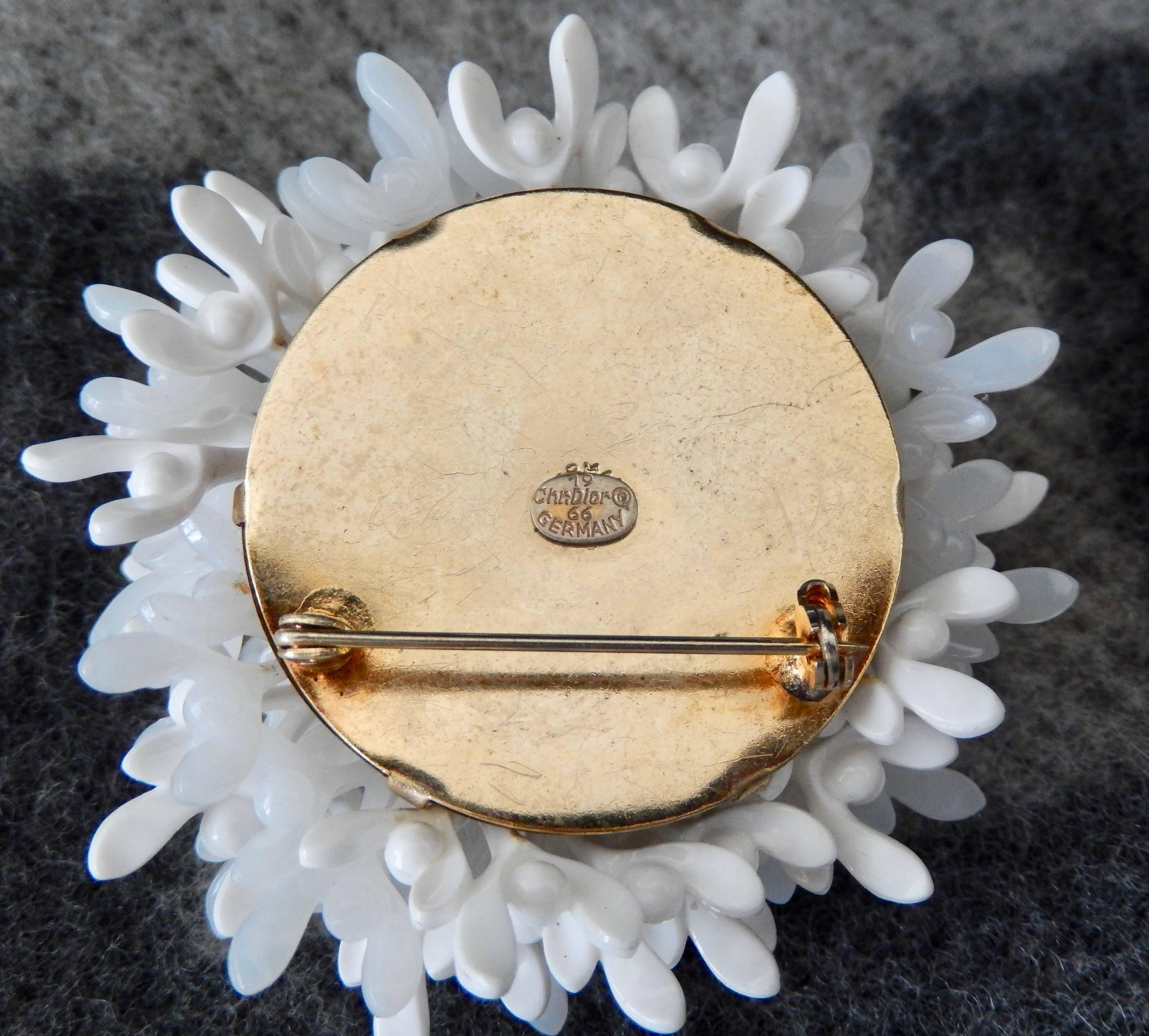 1966 Christian Dior Space Age  Brooch For Sale 1