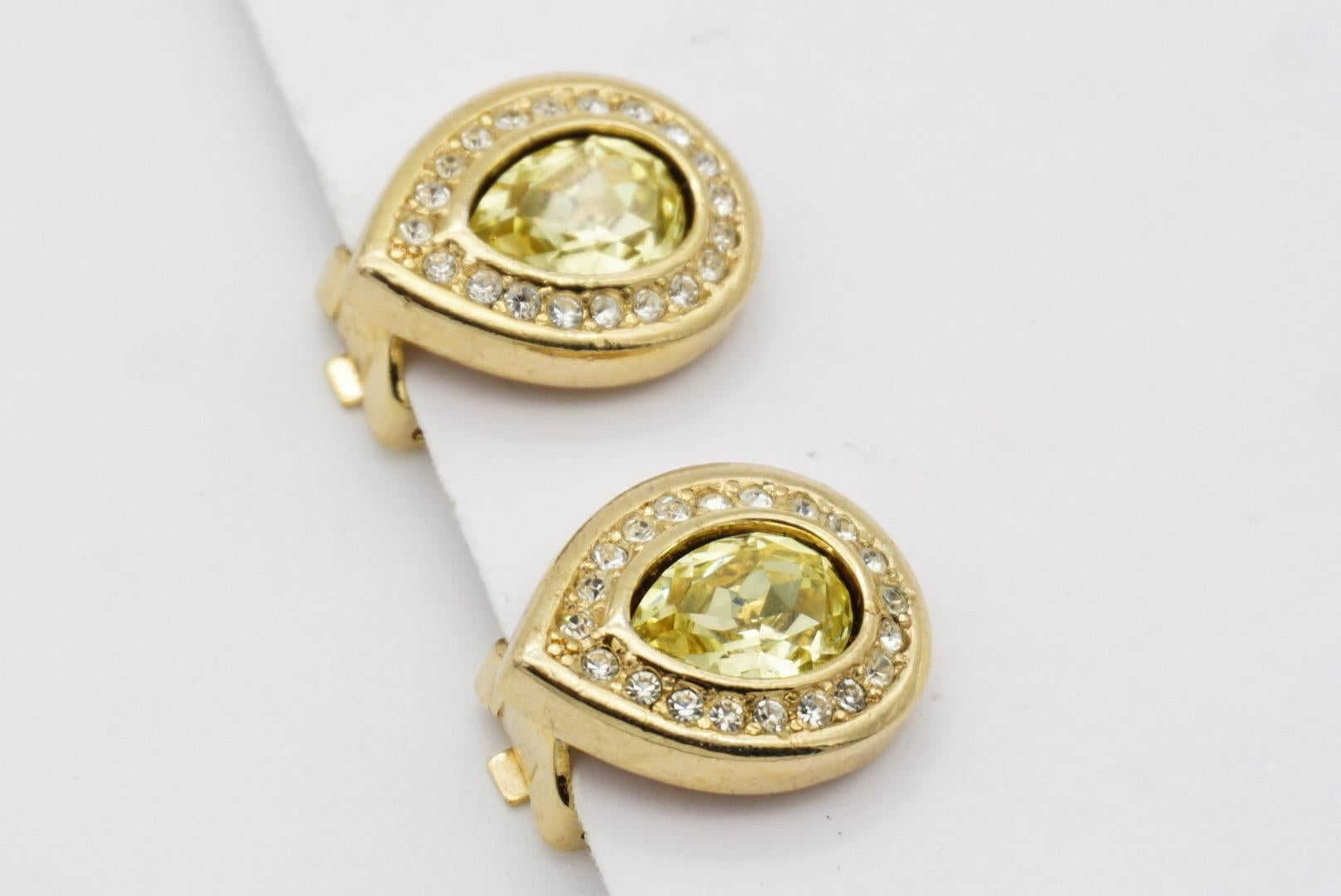 Christian Dior Vintage 1980s Topaz Crystals Tear Water Drop Clip Gold Earrings  For Sale 6
