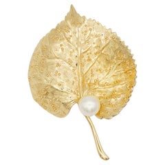 Christian Dior GROSSE 1960s Large Vivid Wavy Cottonwood Leaf White Pearl Brooch