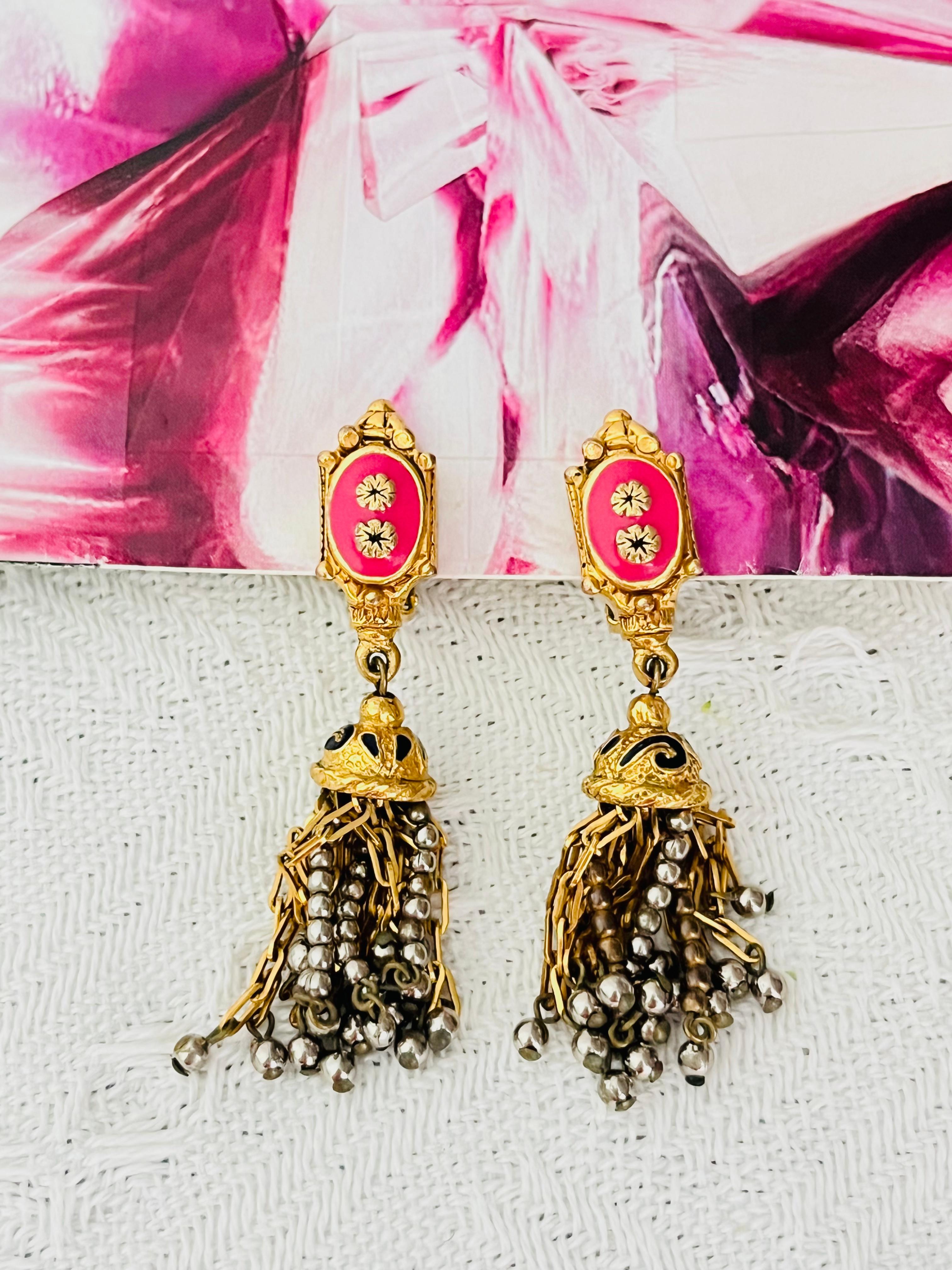 Christian Lacroix Vintage Fuchsia Rosa Glockenturm Blume Perlen Quaste Ohrringe im Zustand „Gut“ im Angebot in Wokingham, England