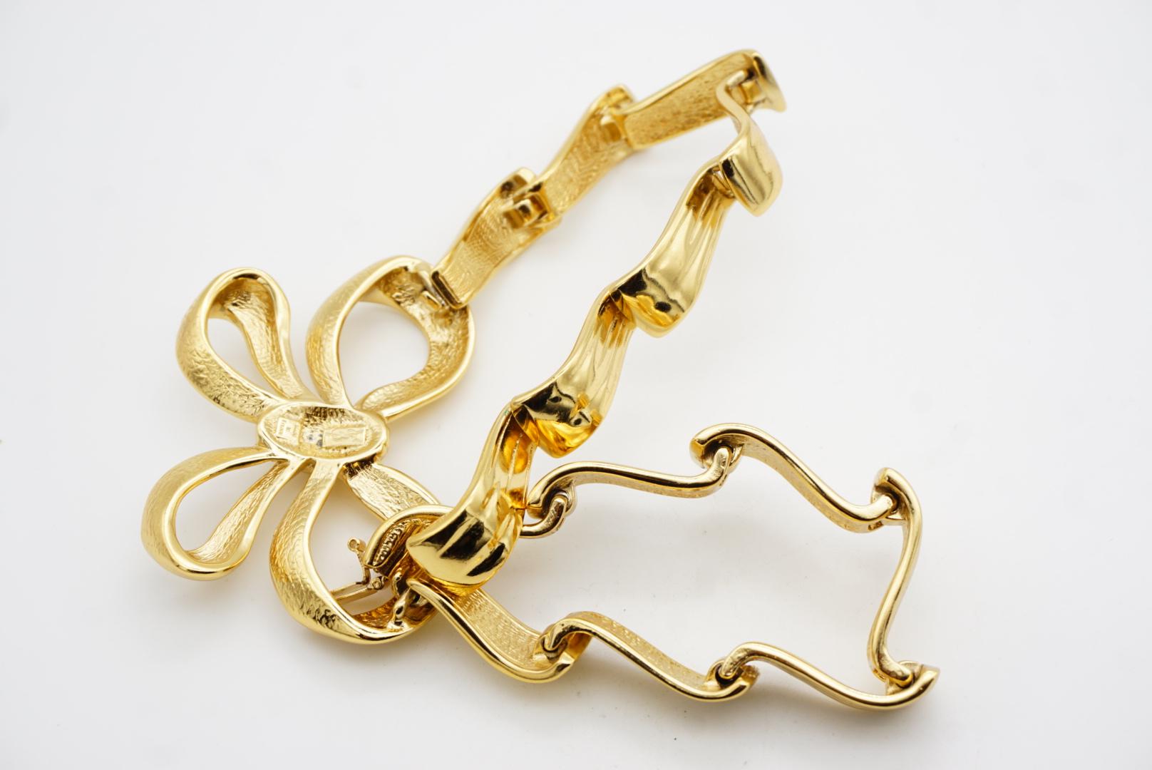 Yves Saint Laurent YSL Vintage Collana Choker con nodo grande e nastro pendente in vendita 13
