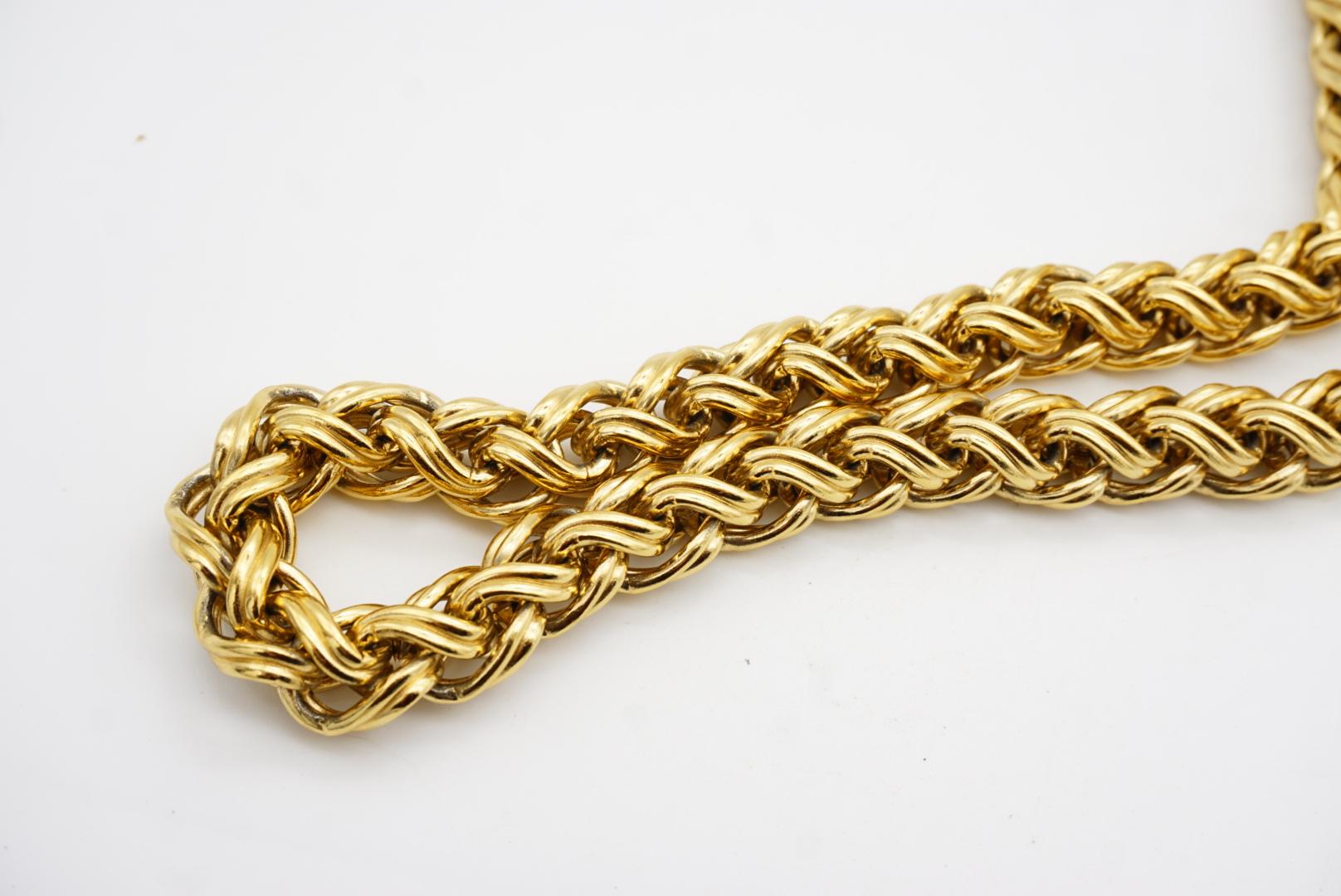 Givenchy Vintage 1980 Braided Interlocked Link Cuban Rope Chain Chunky Necklace For Sale 6