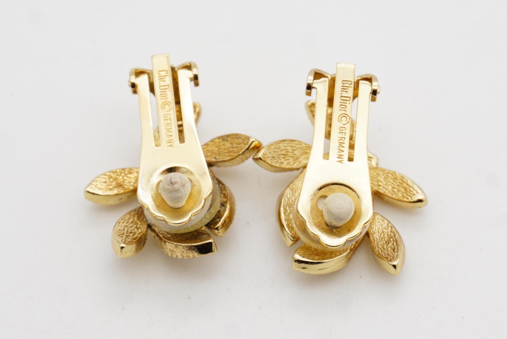 Orecchini a clip in oro con doppia foglia d'ulivo in rilievo, Christian Dior, anni '80. in vendita 6
