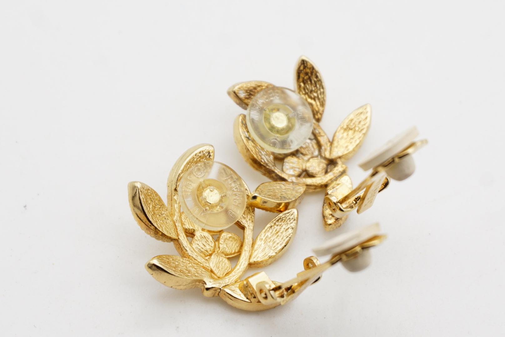 Orecchini a clip in oro con doppia foglia d'ulivo in rilievo, Christian Dior, anni '80. in vendita 8