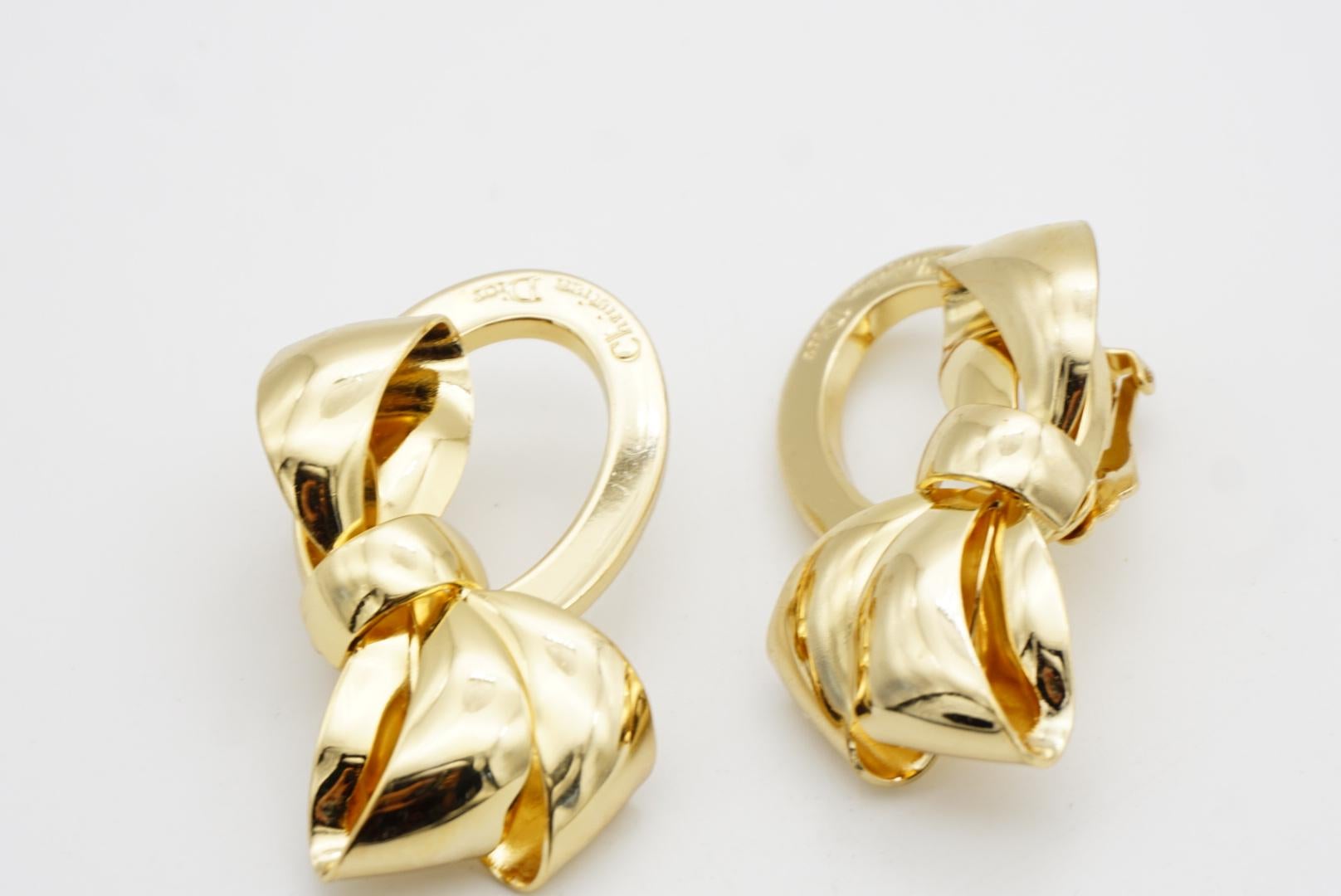 Christian Dior 1980: orecchini a clip con fiocco ovale, nastro ovale, logo e monogramma in vendita 5