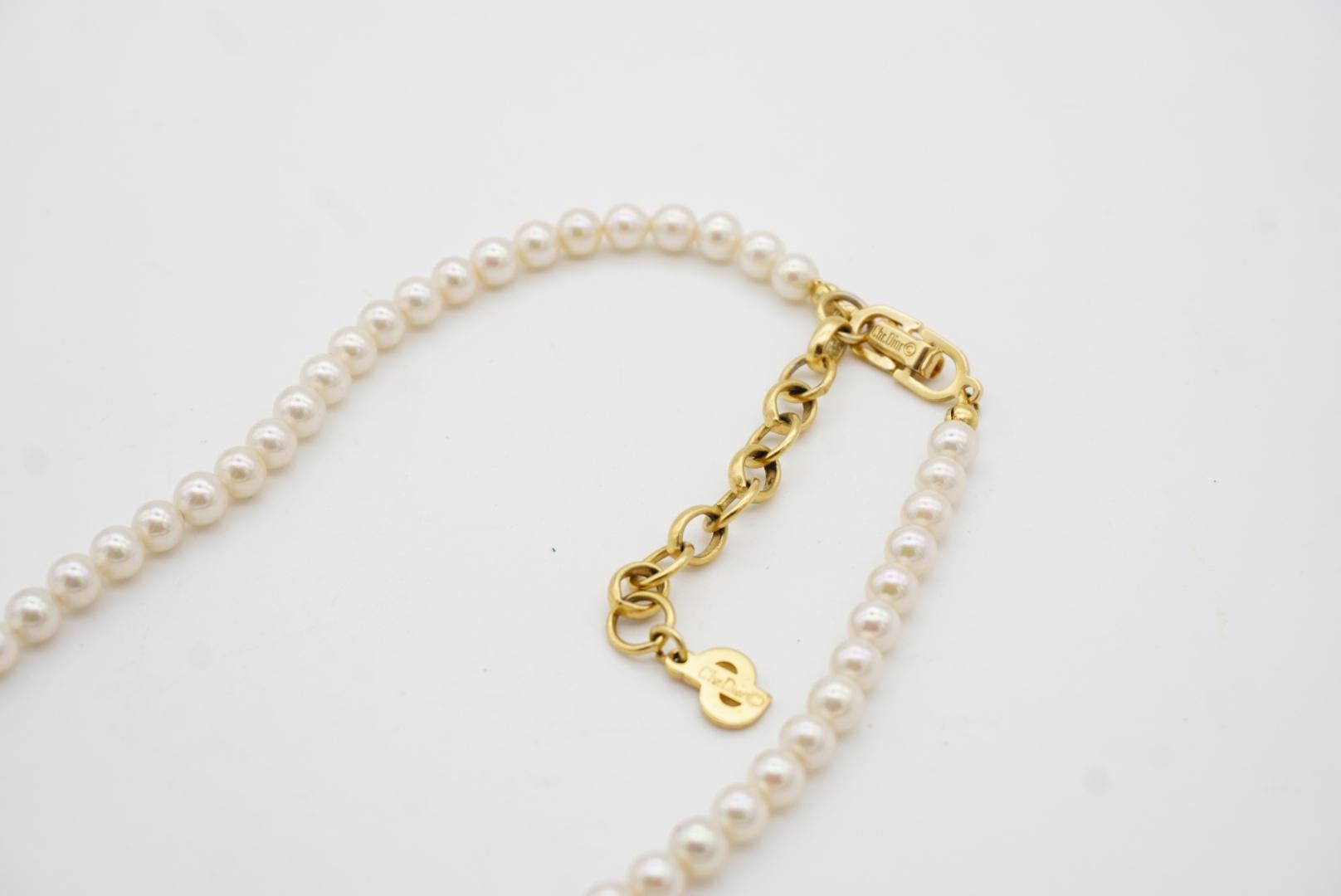 Christian Dior Vintage Años 80 Perlas Blancas Lapislázuli Azul Marino Cabujón Cristales Collar en venta 11