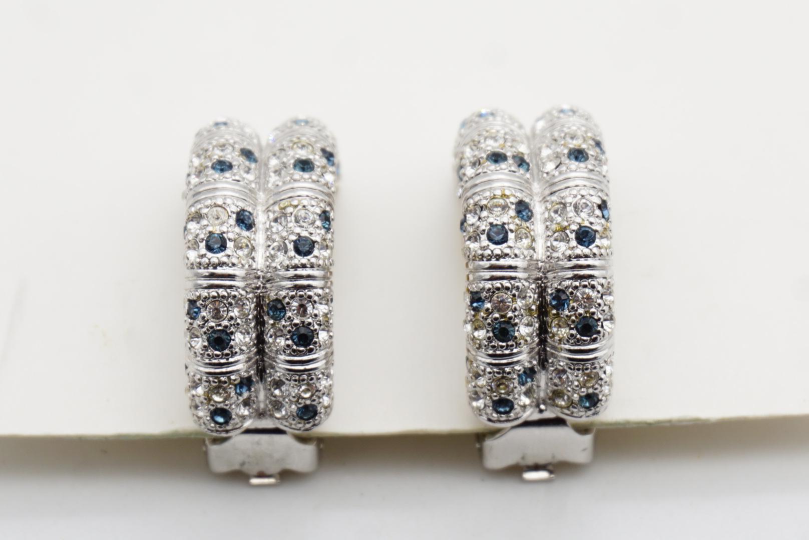 Christian Dior GROSSE 1970s Zaffiro Clear Crystals Dome Orecchini a clip in argento in vendita 5