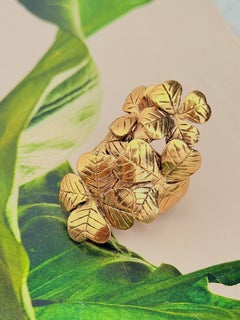Yves Saint Laurent YSL Arty Gold Large Shamrock Leaf Clover Cocktail Ring US 7
