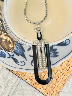Vintage Unisex Silver Black Onyx Crystals Openwork Long Pendant Necklace