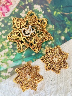 Christian Lacroix Vintage Iconic Unisex Gold Large Hectogram Star Statement Set