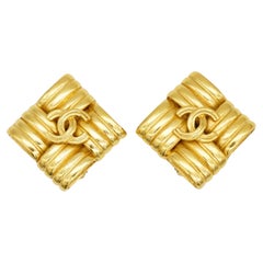 Chanel Vintage 1996 Iconic Gold Patchwork Foldable Square CC Coco Clip Earrings