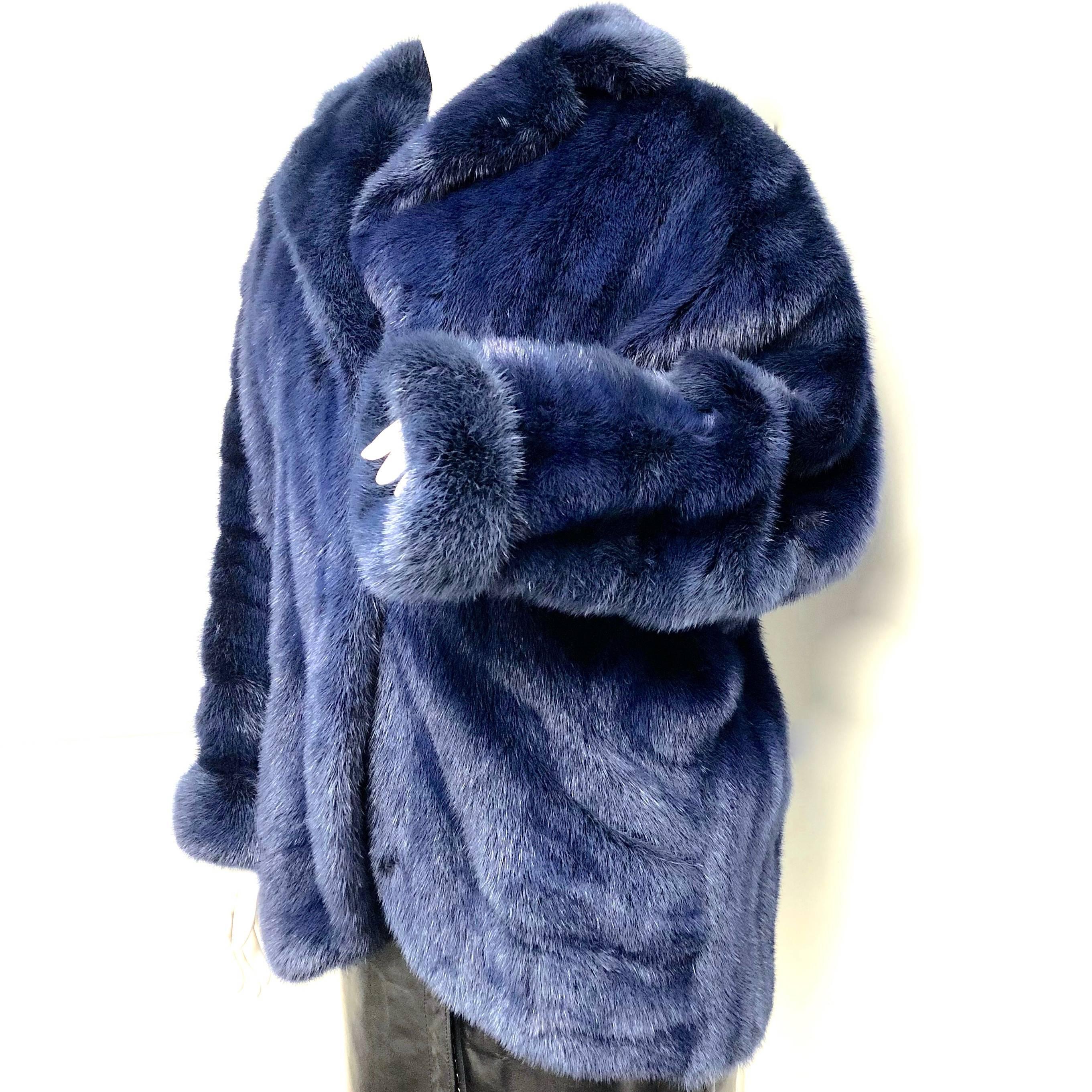 Blue Mink Fur Coat Jacket  In Excellent Condition In Westlake Village, CA