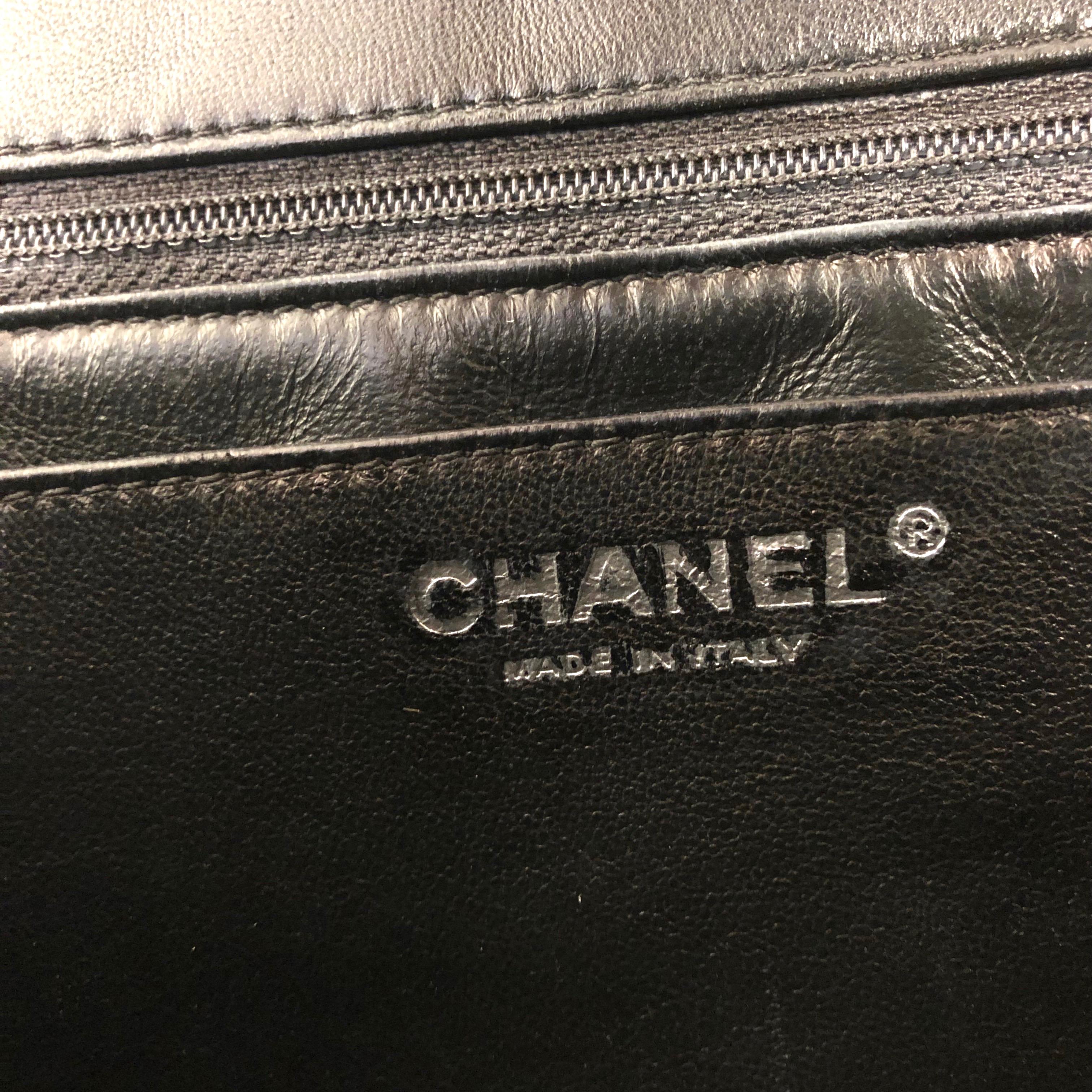 Chanel Classic Quilted Jumbo Single Flap Black Patent Bag  5
