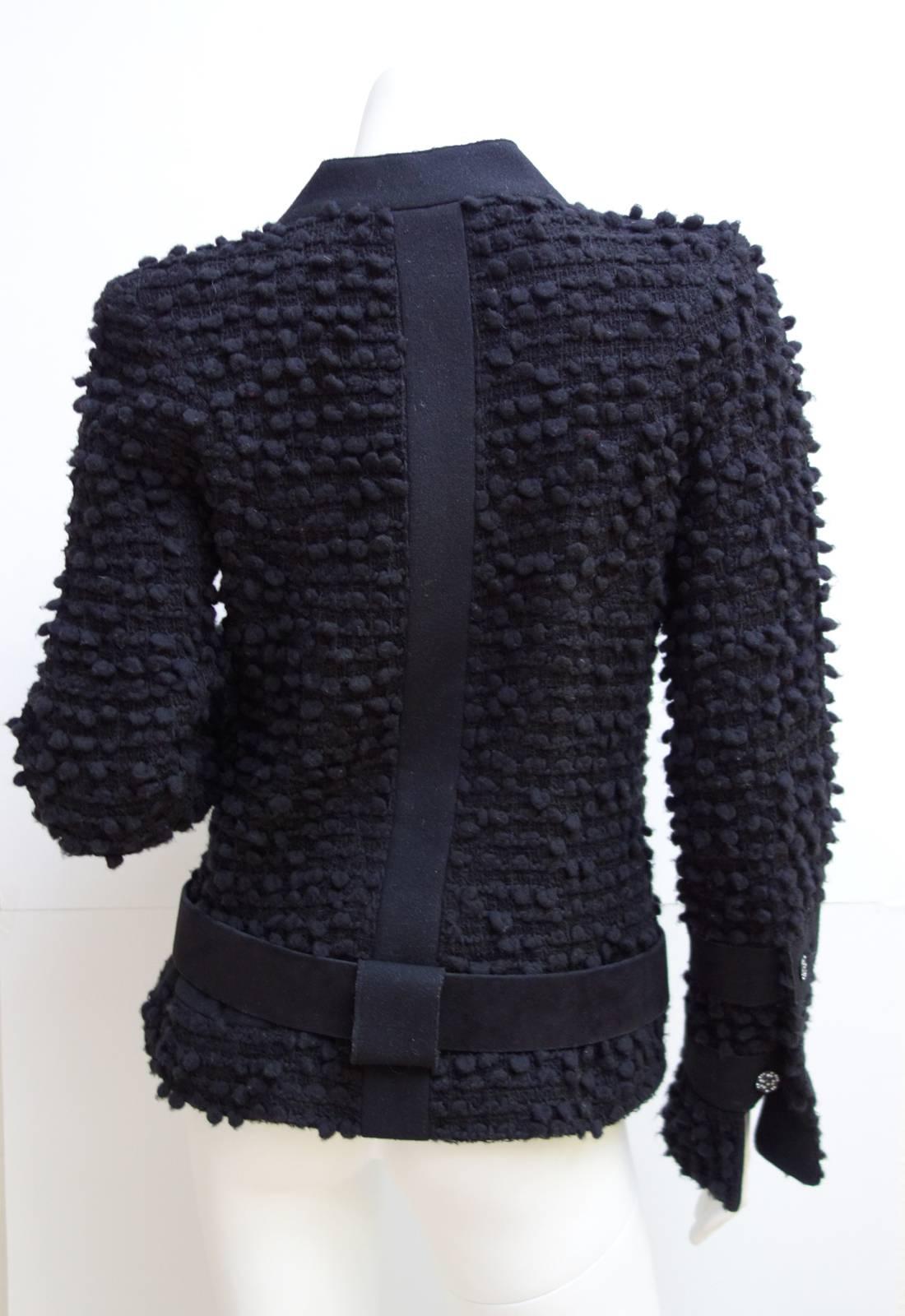 Chanel Black Wool Popcorn Tweed Gripoix Belt Jacket Size 40 For Sale 2