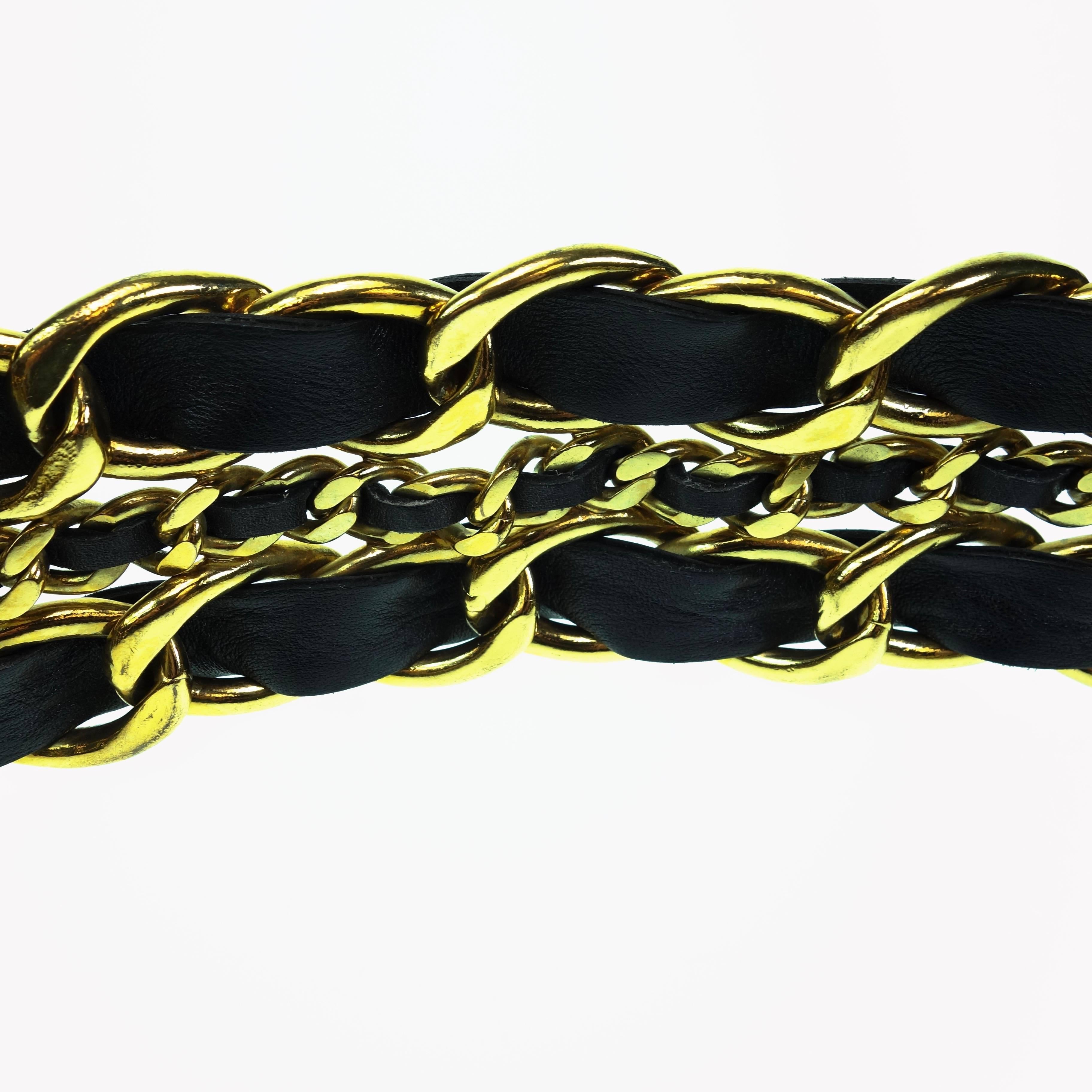 CHANEL Vintage RARE Black Gold Leather Woven Chain Link Belt Size 80 In Excellent Condition In Westlake Village, CA
