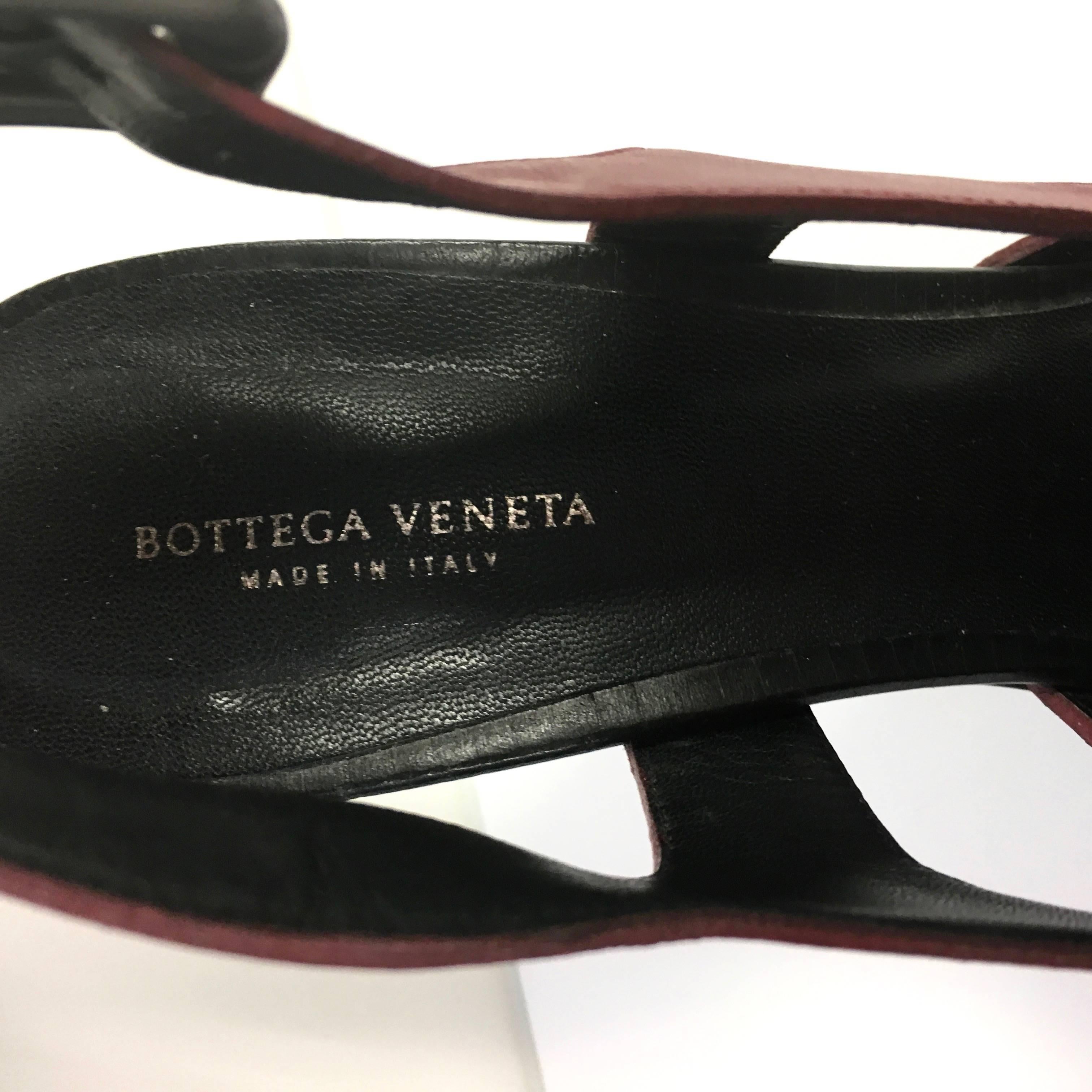 Women's Bottega Veneta Burgundy Leather Platform Sandals Heel Size : 40 ITA / 10 US For Sale