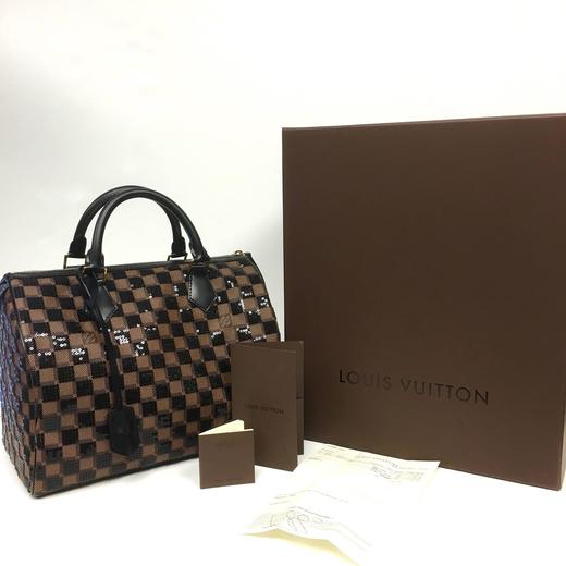 Louis Vuitton Limited Edition Speedy 30 Damier Paillettes Noir Sequin Purse  New at 1stDibs | louis vuitton paillettes, louis vuitton sequin speedy, sequin  louis vuitton bag