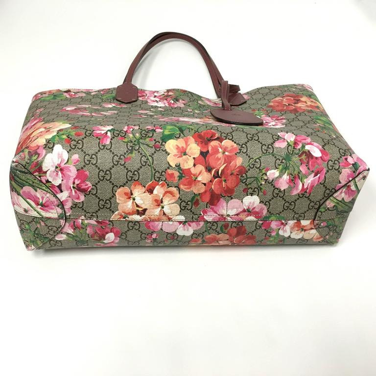reversible gg blooms medium tote