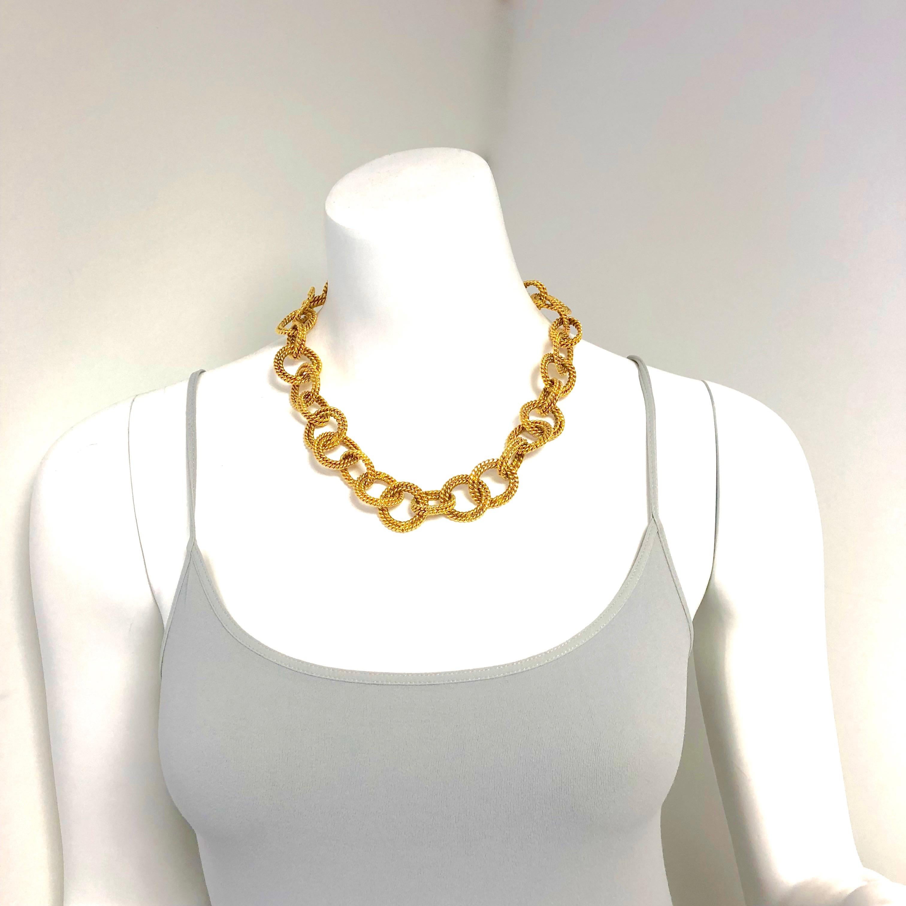 Chanel Chunky Gold Double Circle Rope Link Necklace  2